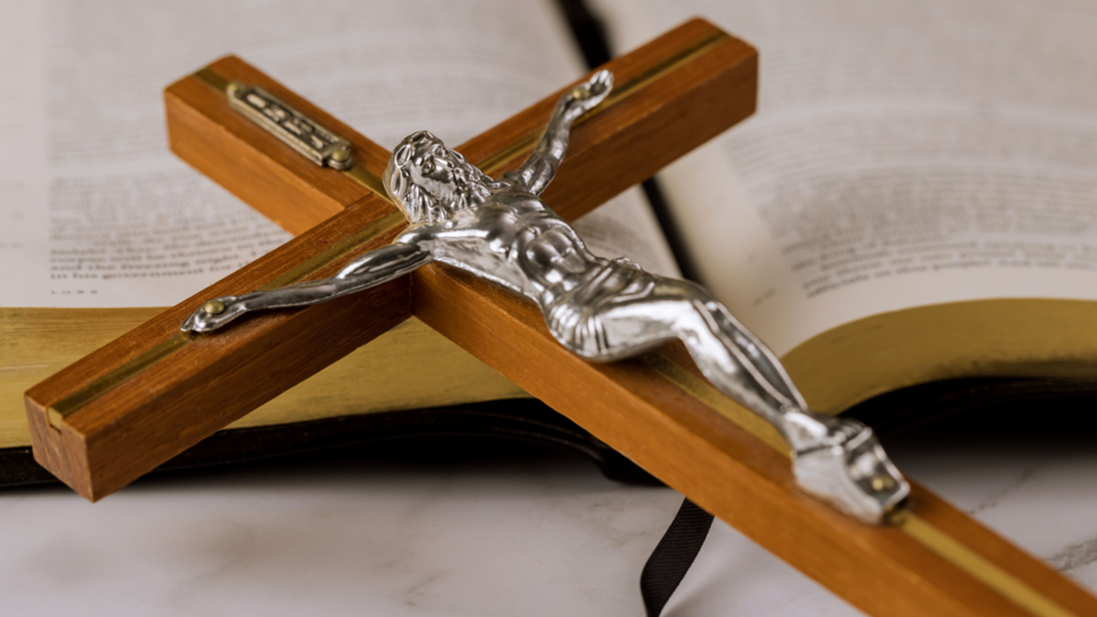 Pew report finds Christians are often largest group in the world’s most religiously diverse places