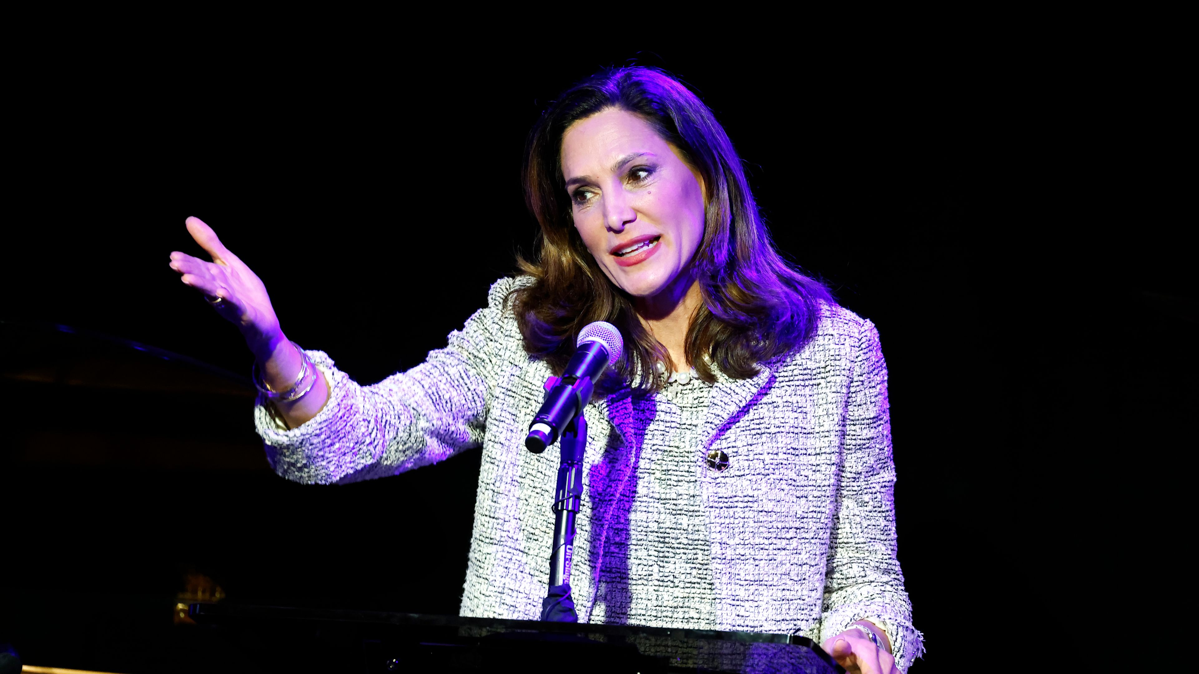 Rep. Salazar promotes legislation to update ‘archaic’ immigration laws