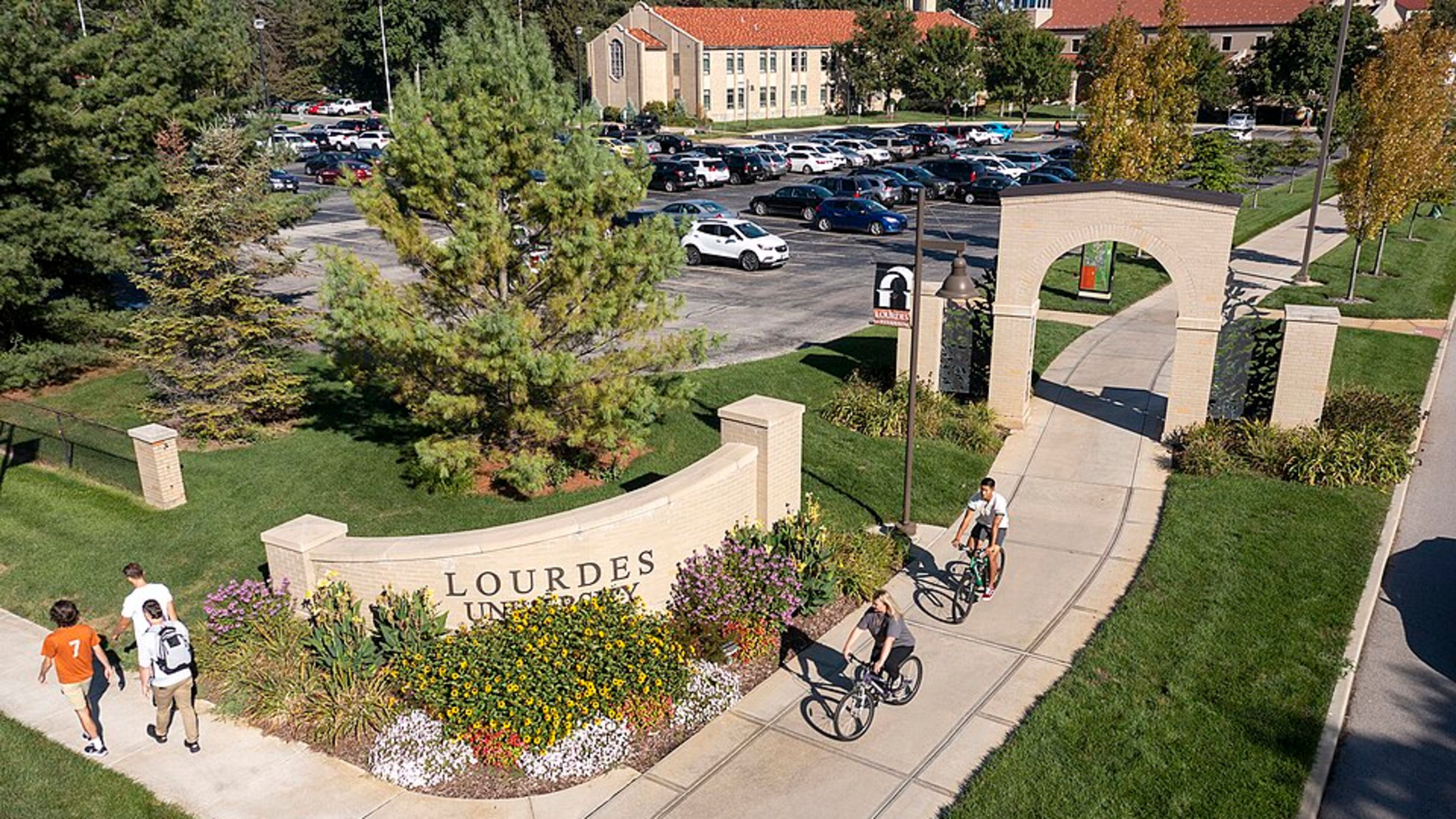 Lourdes University in Ohio announces closure amid ‘mounting financial pressures’