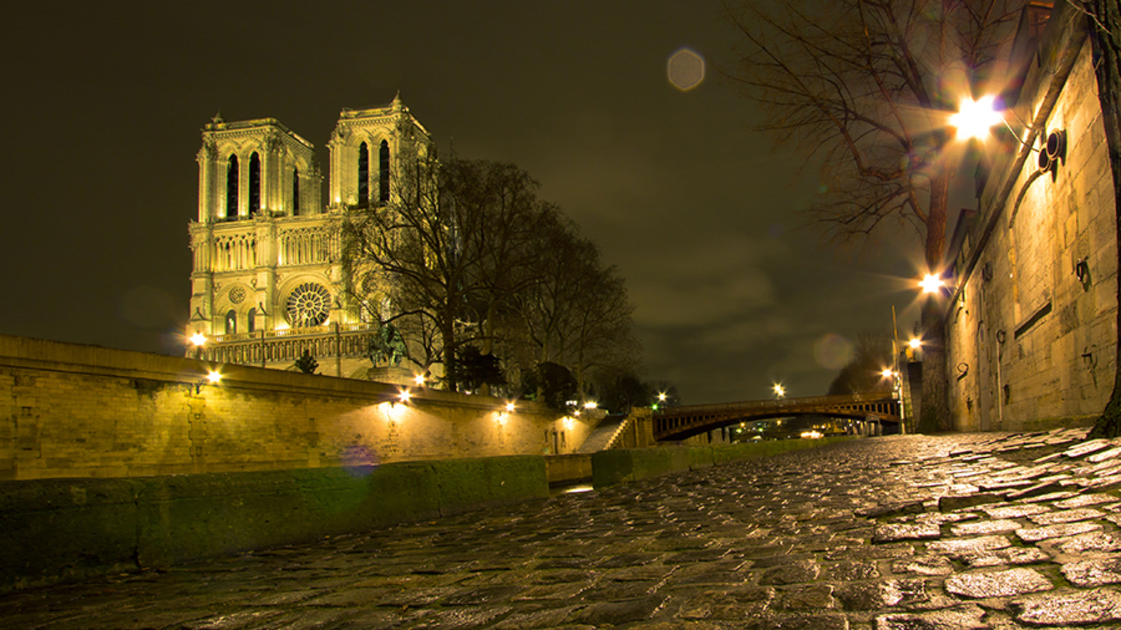 Church in Paris convenes council to respond to increase in adult baptisms
