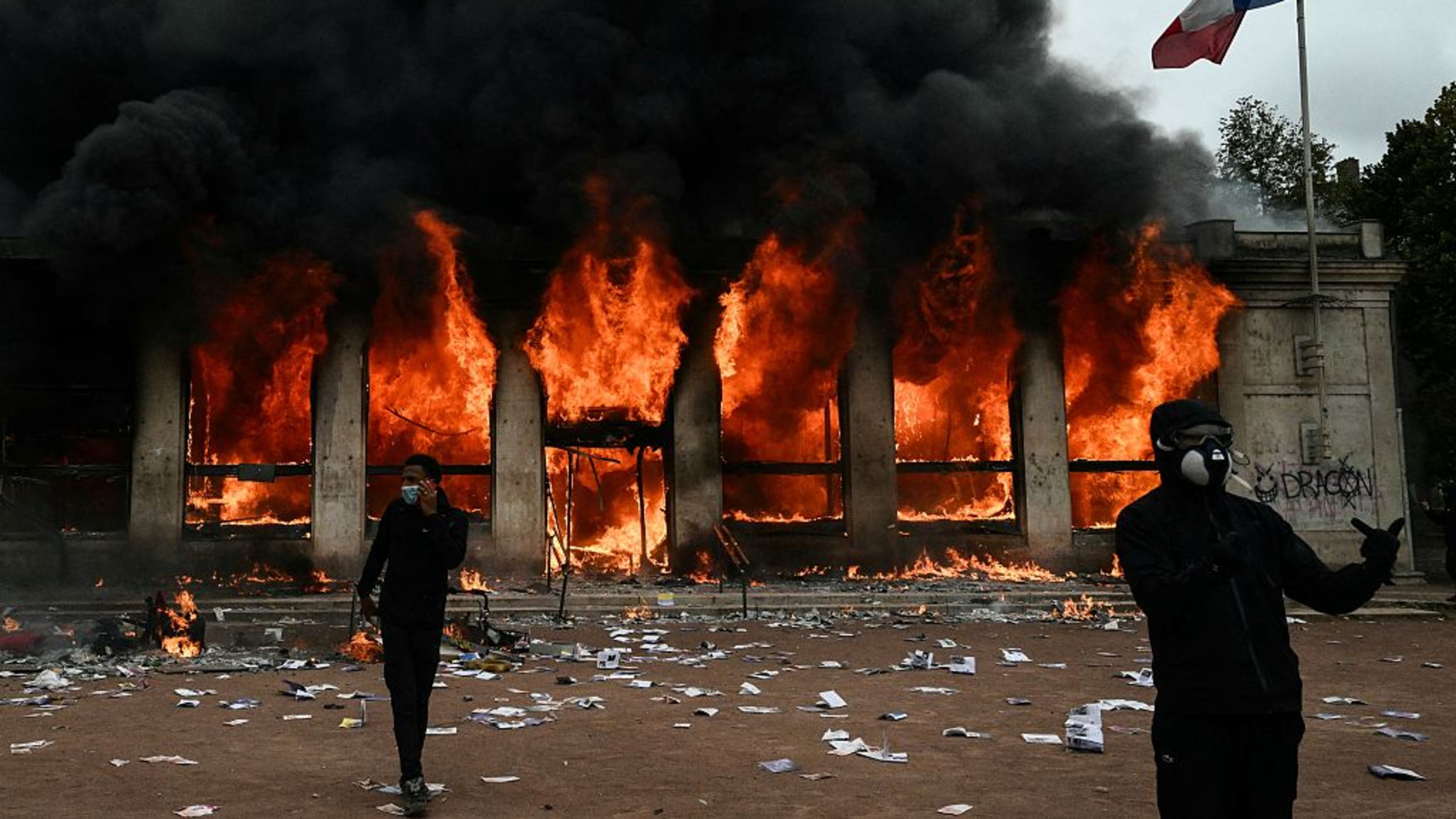 French bishops appeal for calm as riots and looting sweep France – EWTN ...