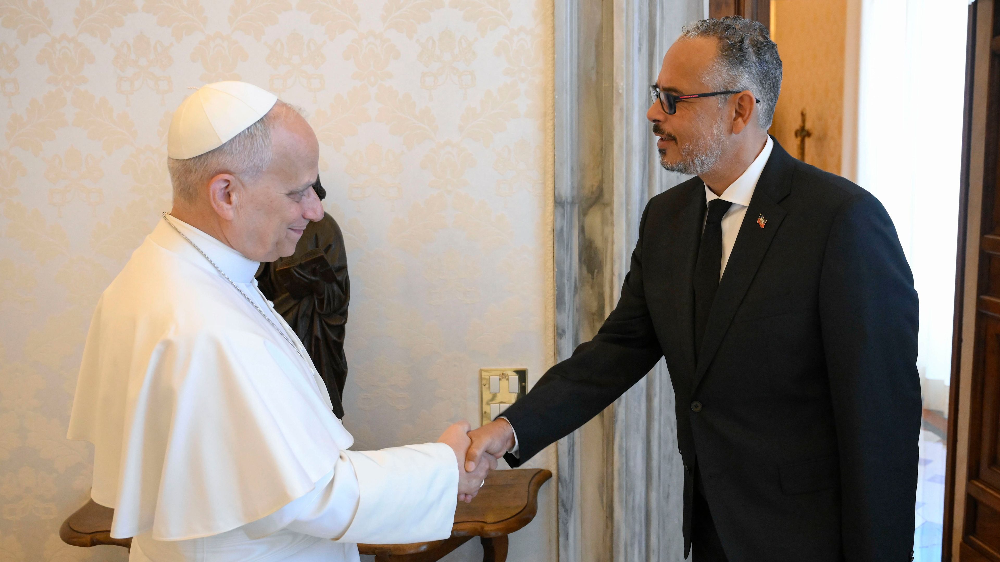 Pope Leo meets with Haiti’s prime minister