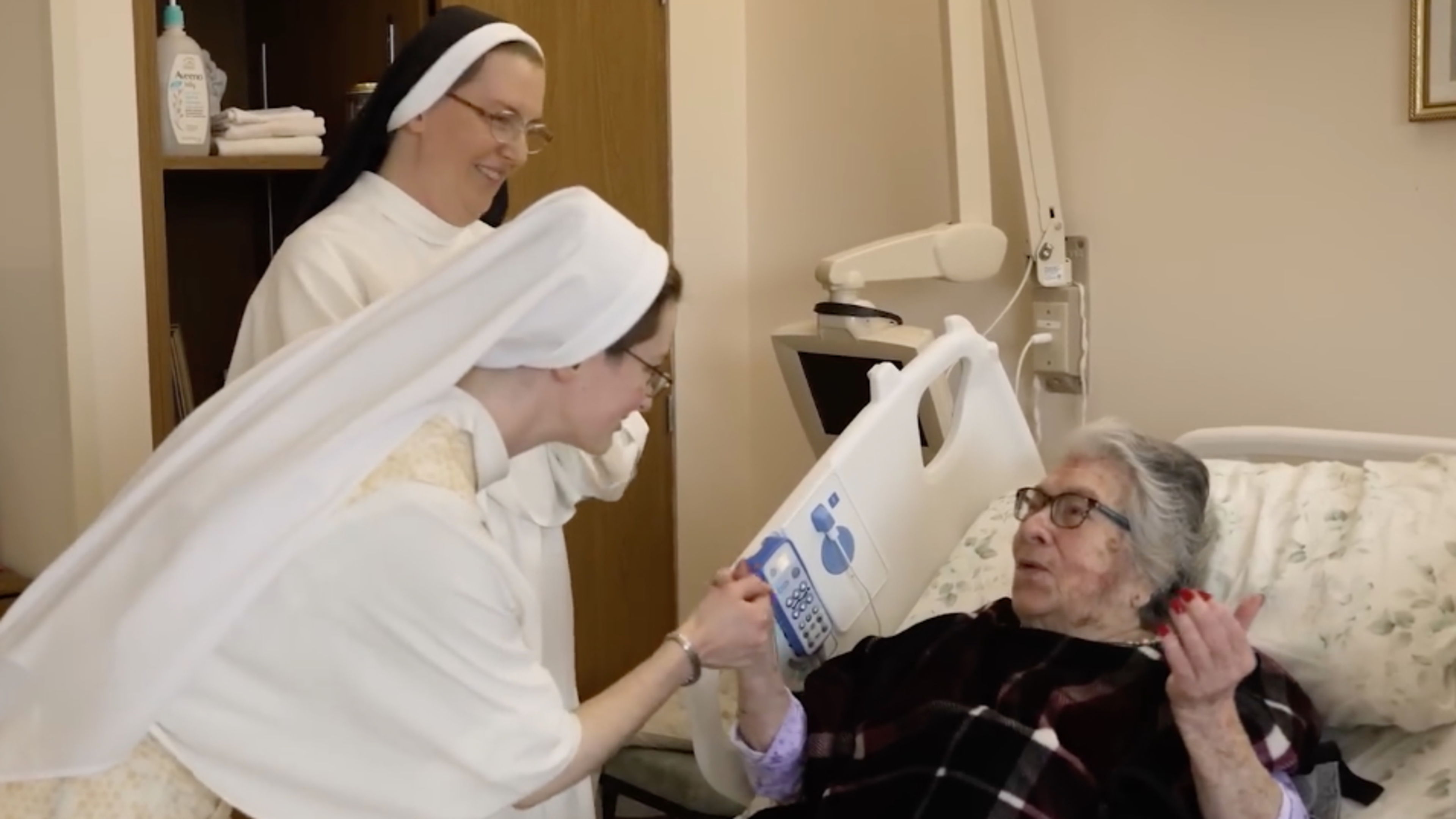 Dominican Sisters challenge New York gender-identity law in court