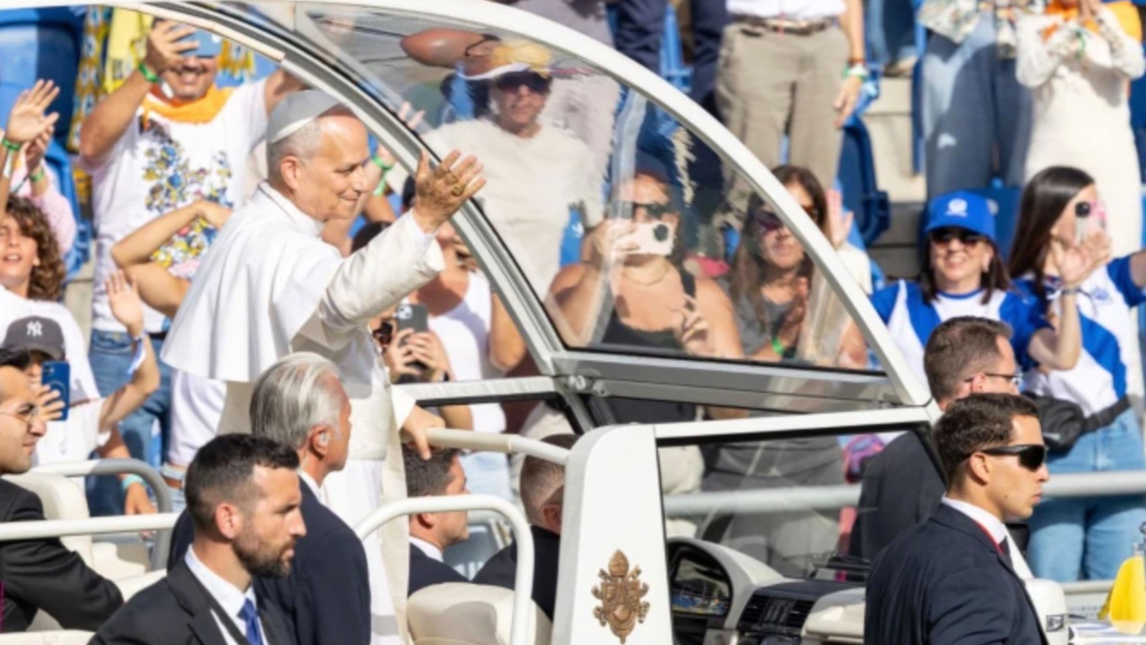 Pope tells Catholics to pray for those who ‘have lost their lives at sea’ in Canary Islands visit