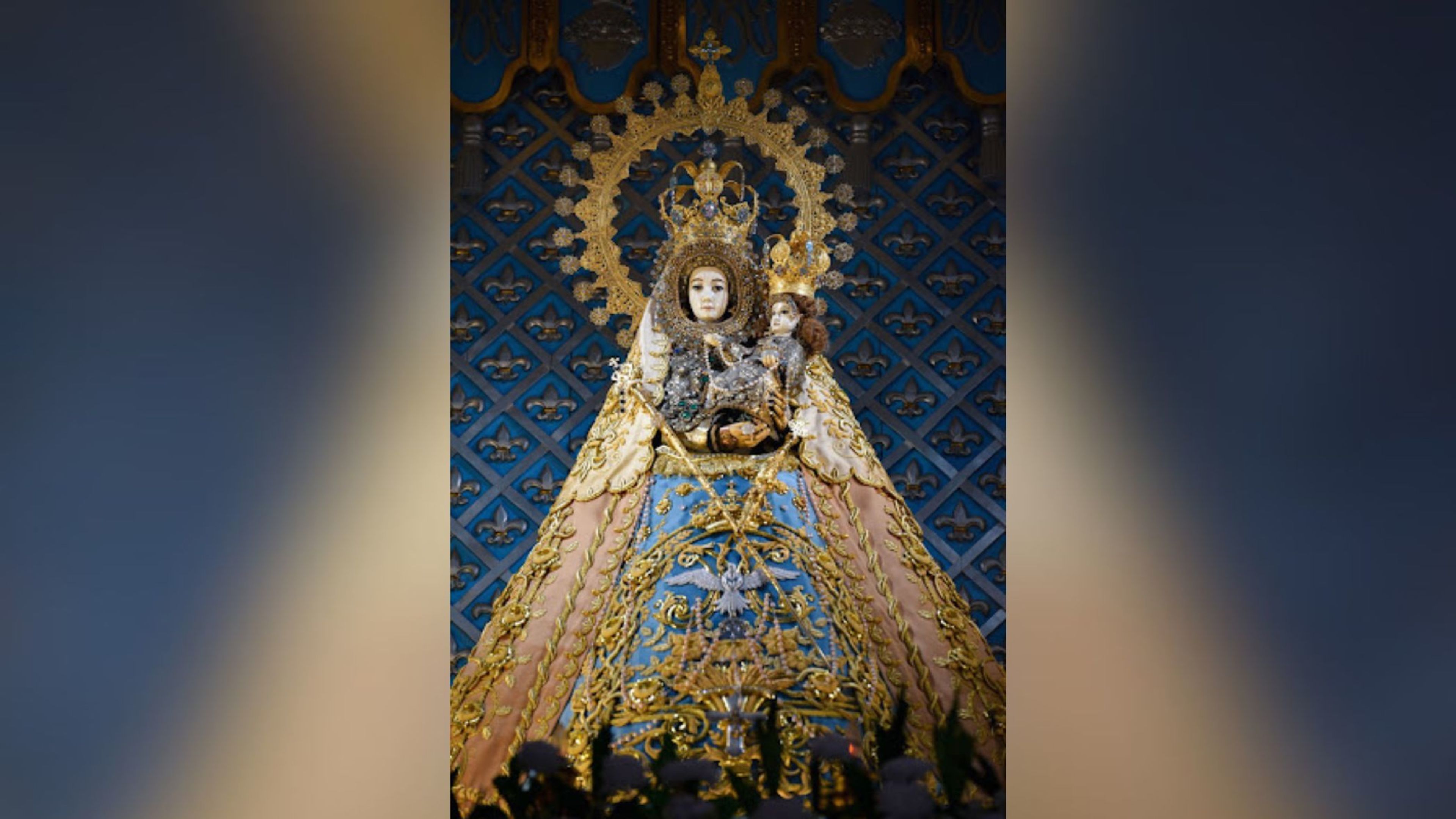 Devotees flock to shrine of ‘the Lady who calls’ in Philippines for coronation centenary