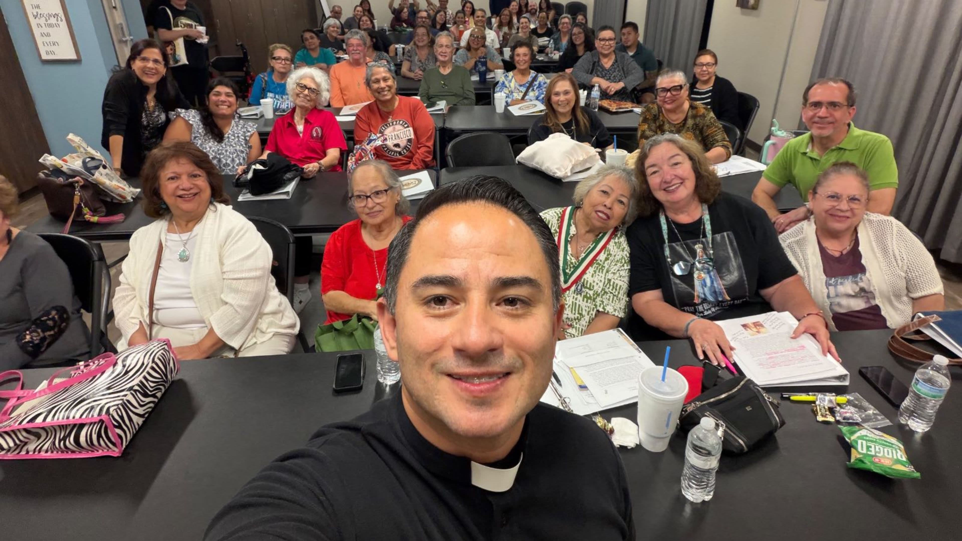 Father Rafael Becerra and participants of “The Truth about Guadalupe” course in San Antonio. | Credit: Photo courtesy of Father Rafael Becerra