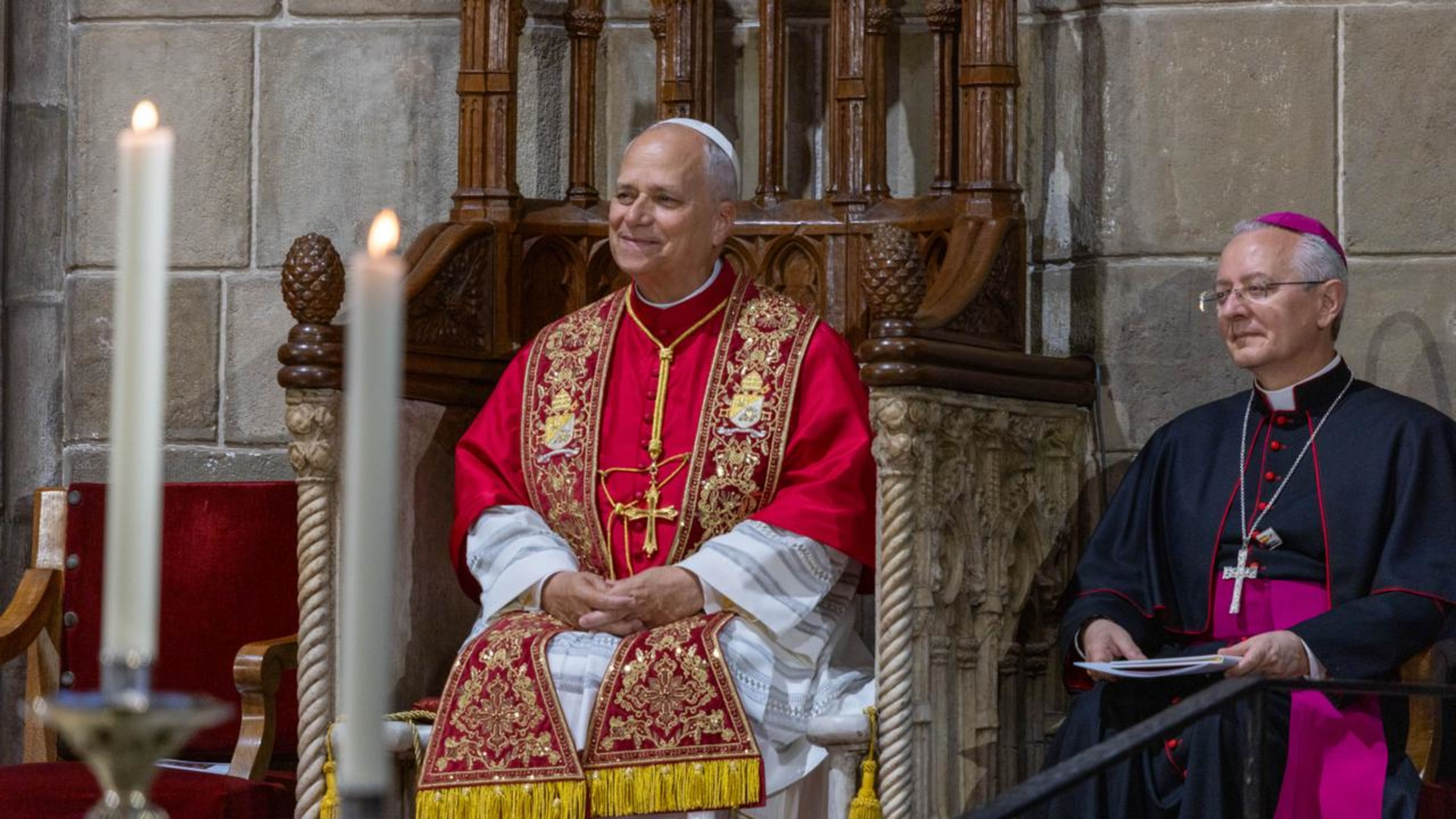 The papal mozzetta: Why the pope wears a red cape