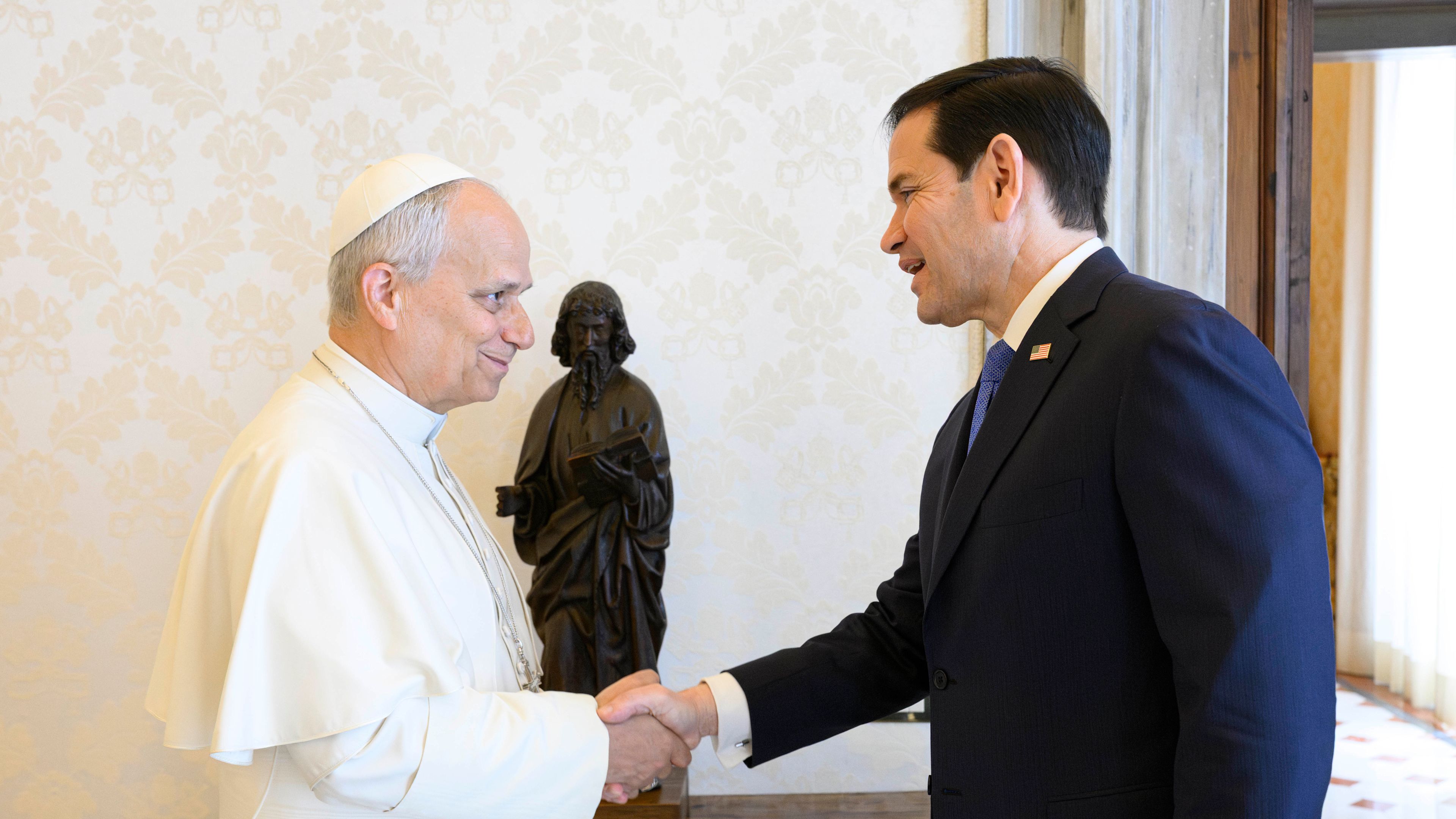 Pope Leo meets U.S. Secretary of State Rubio amid tensions with President Trump