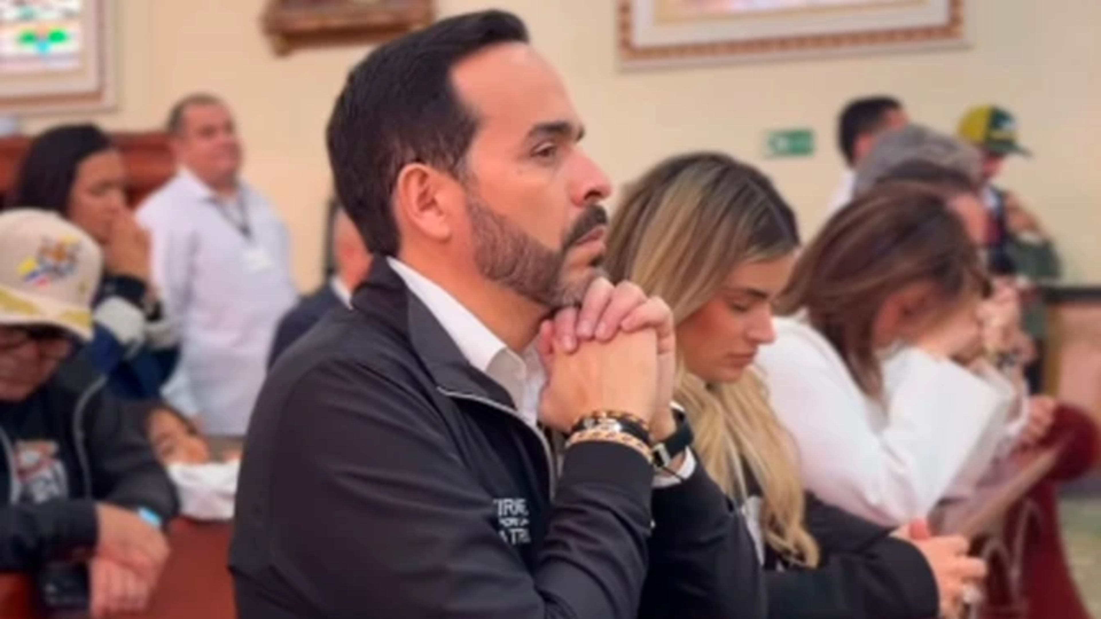 President-elect De la Espriella of Colombia visits Catholic shrines to pray for the nation