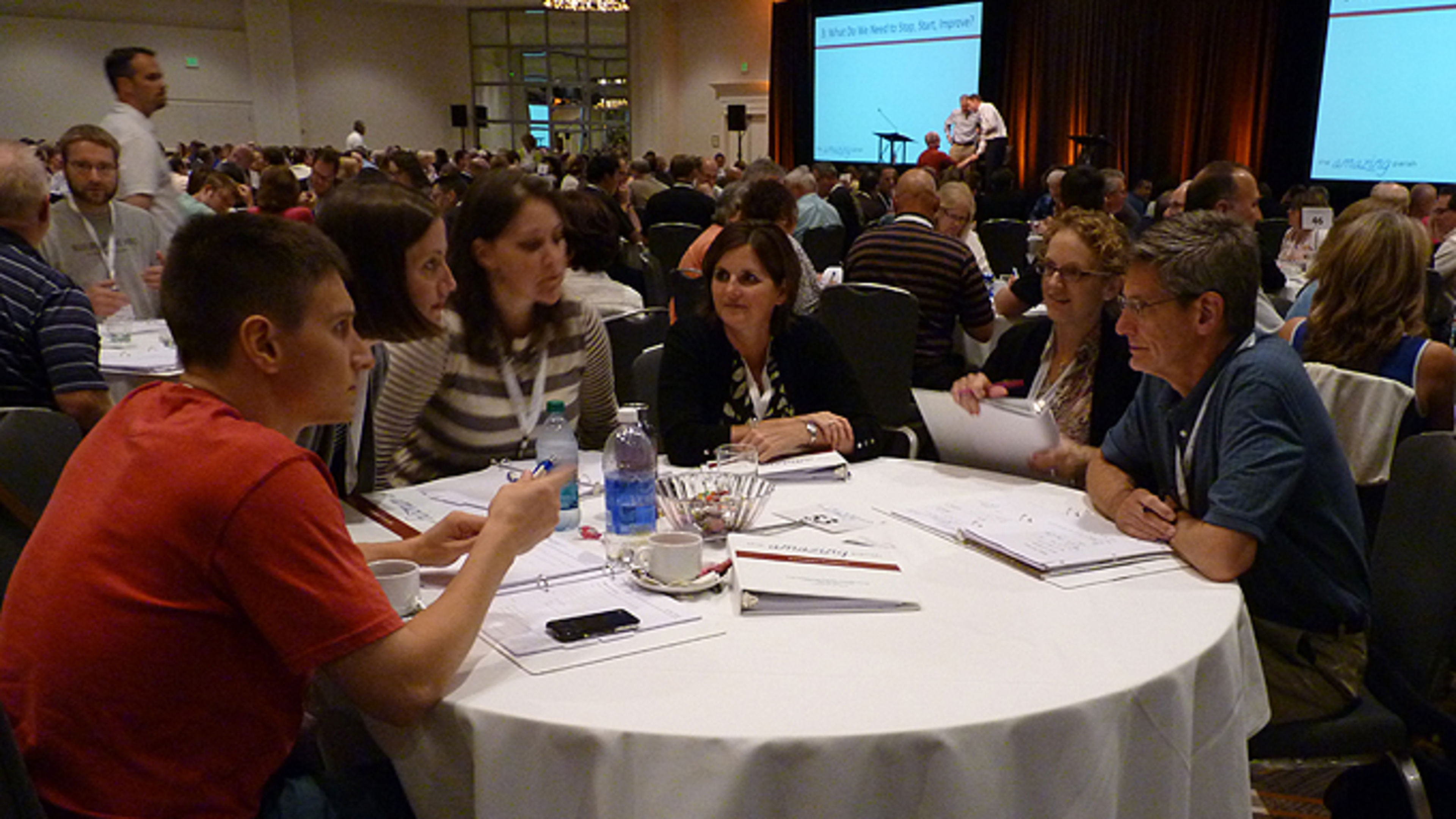 Hundreds flock to conference looking to revive parish life