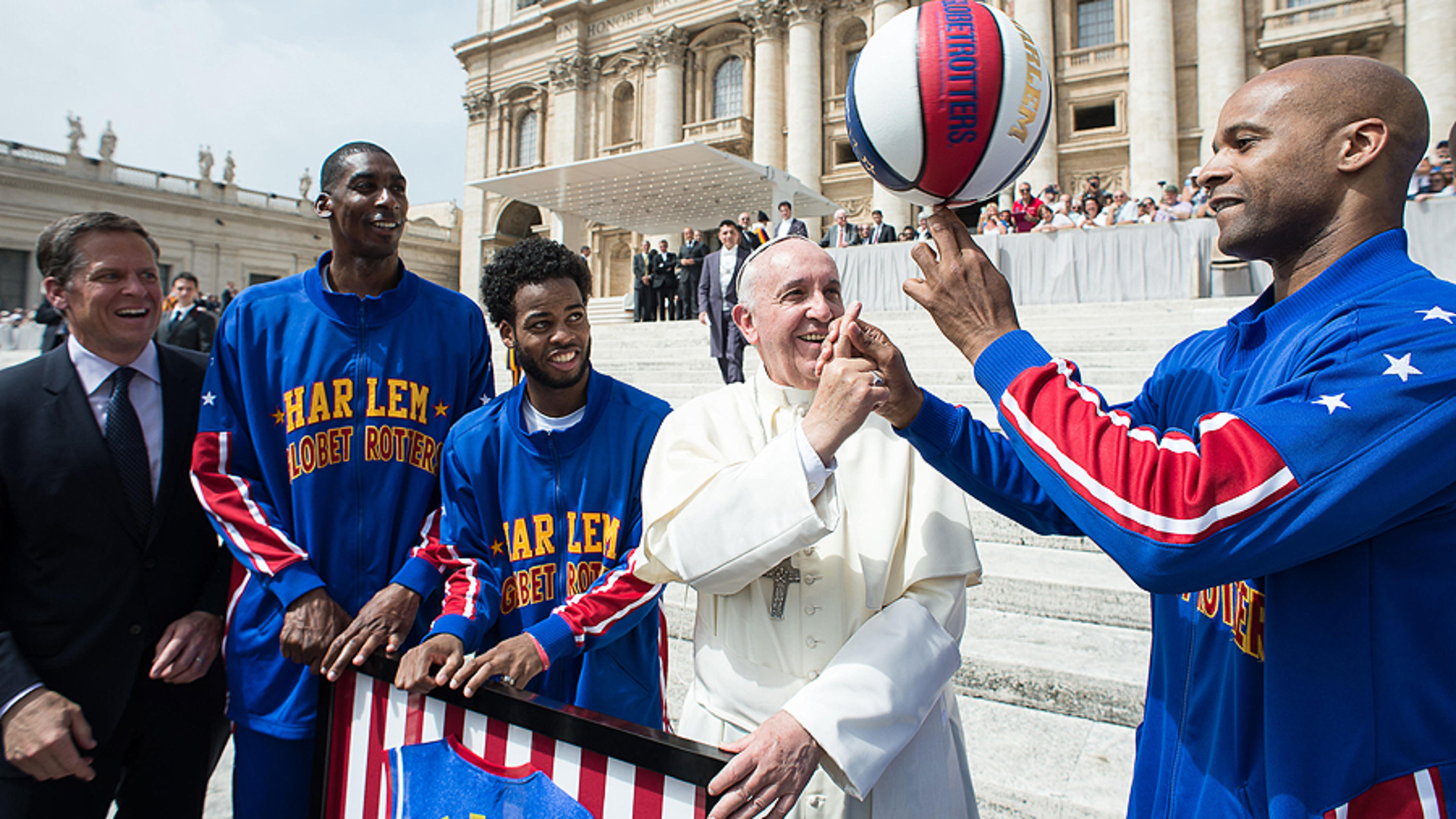 Pope Francis to star athletes: Don't forget to go to Mass