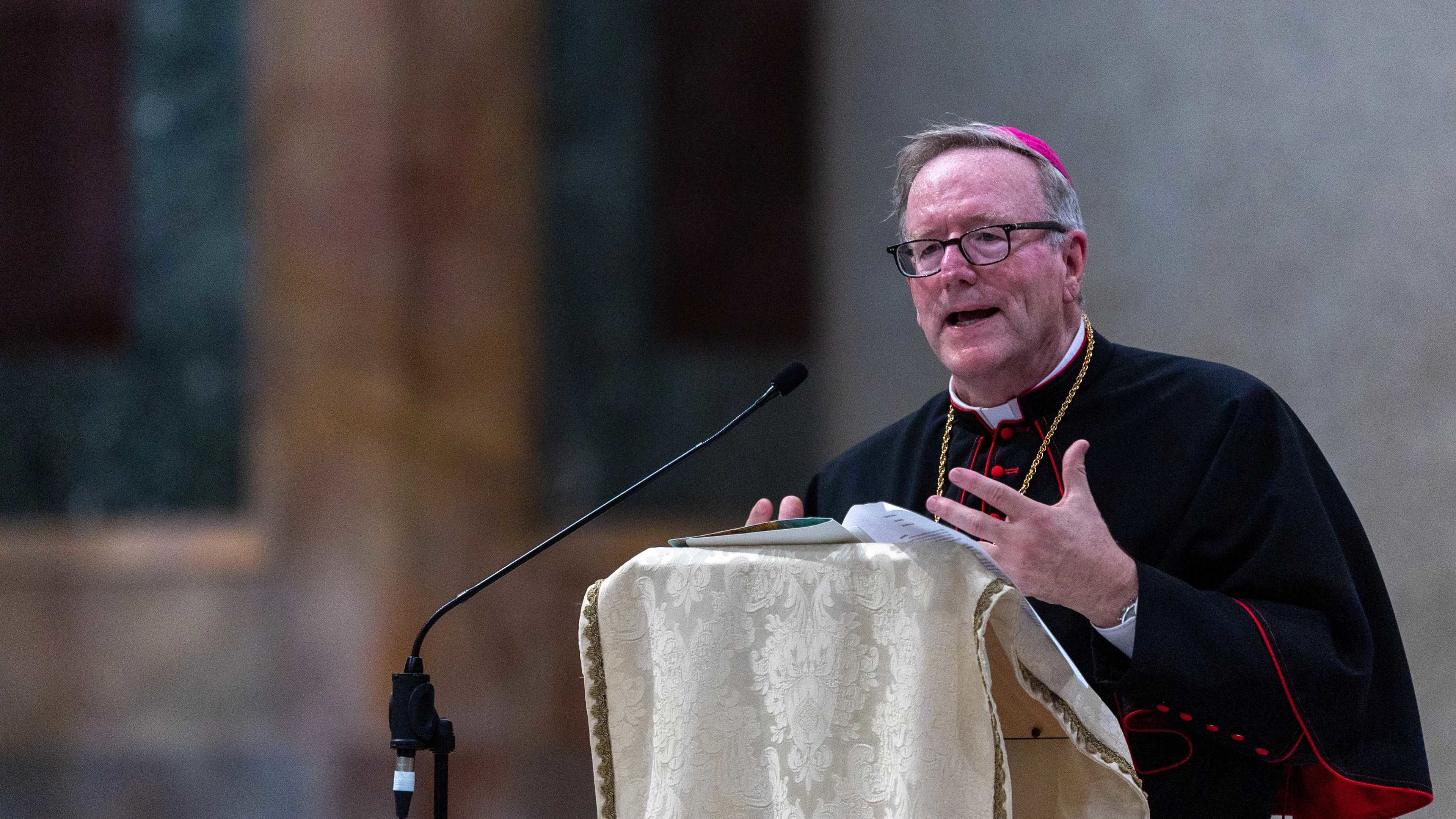 Bishop Barron, Father Mike Schmitz to speak at Trump event rededicating U.S. to God