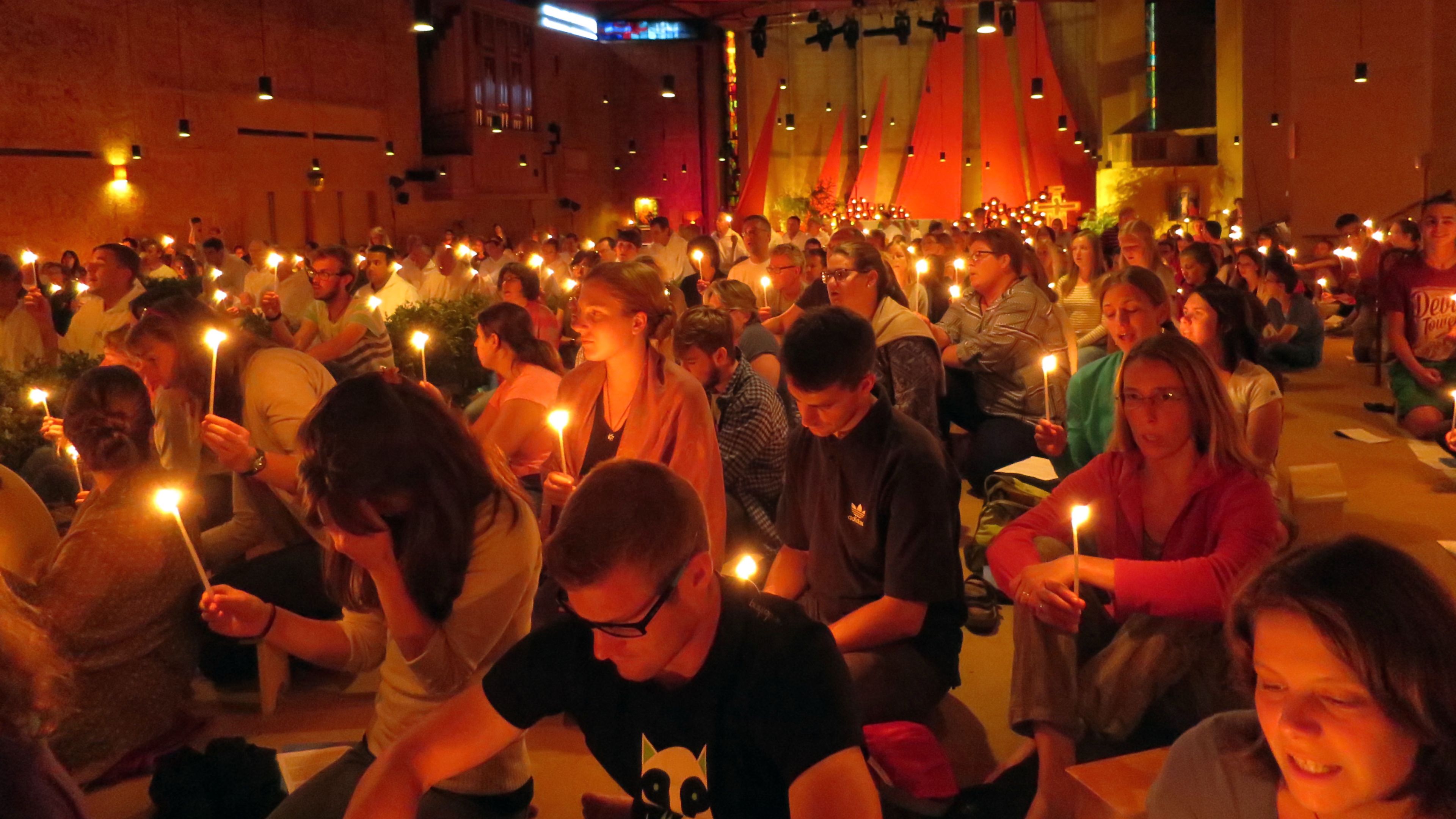 Pope Francis urges young adults at Taizé event to ‘dare to build a ...