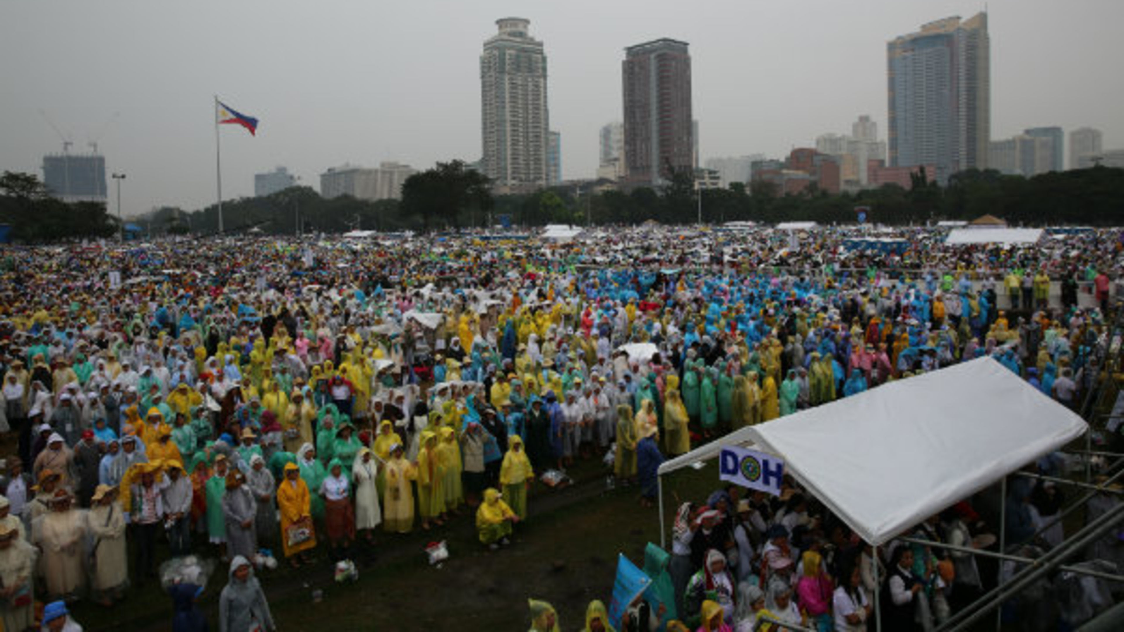 Biggest papal Masses ever: How does today