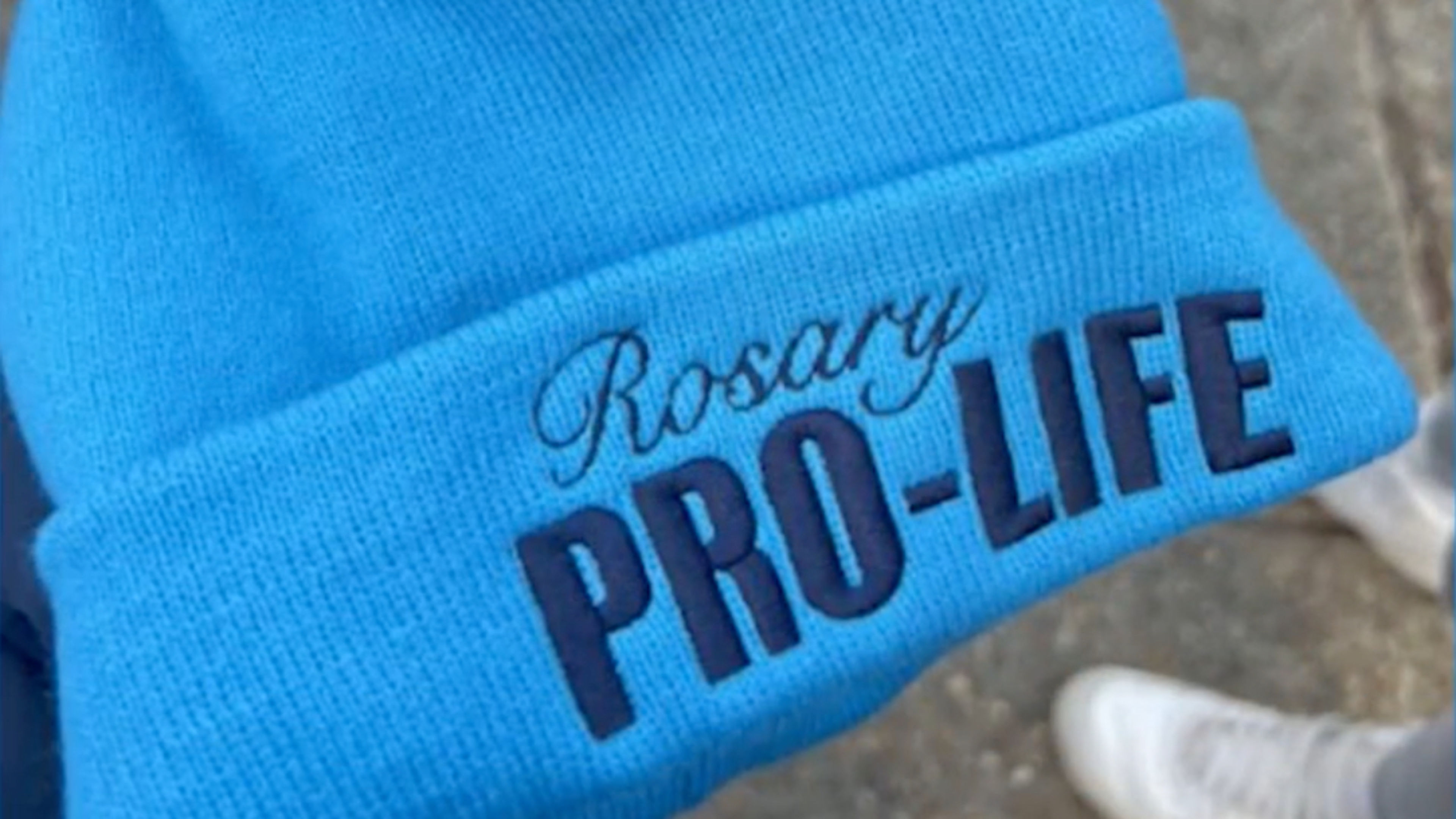 Smithsonian staff kick out Catholic students for wearing pro-life hats