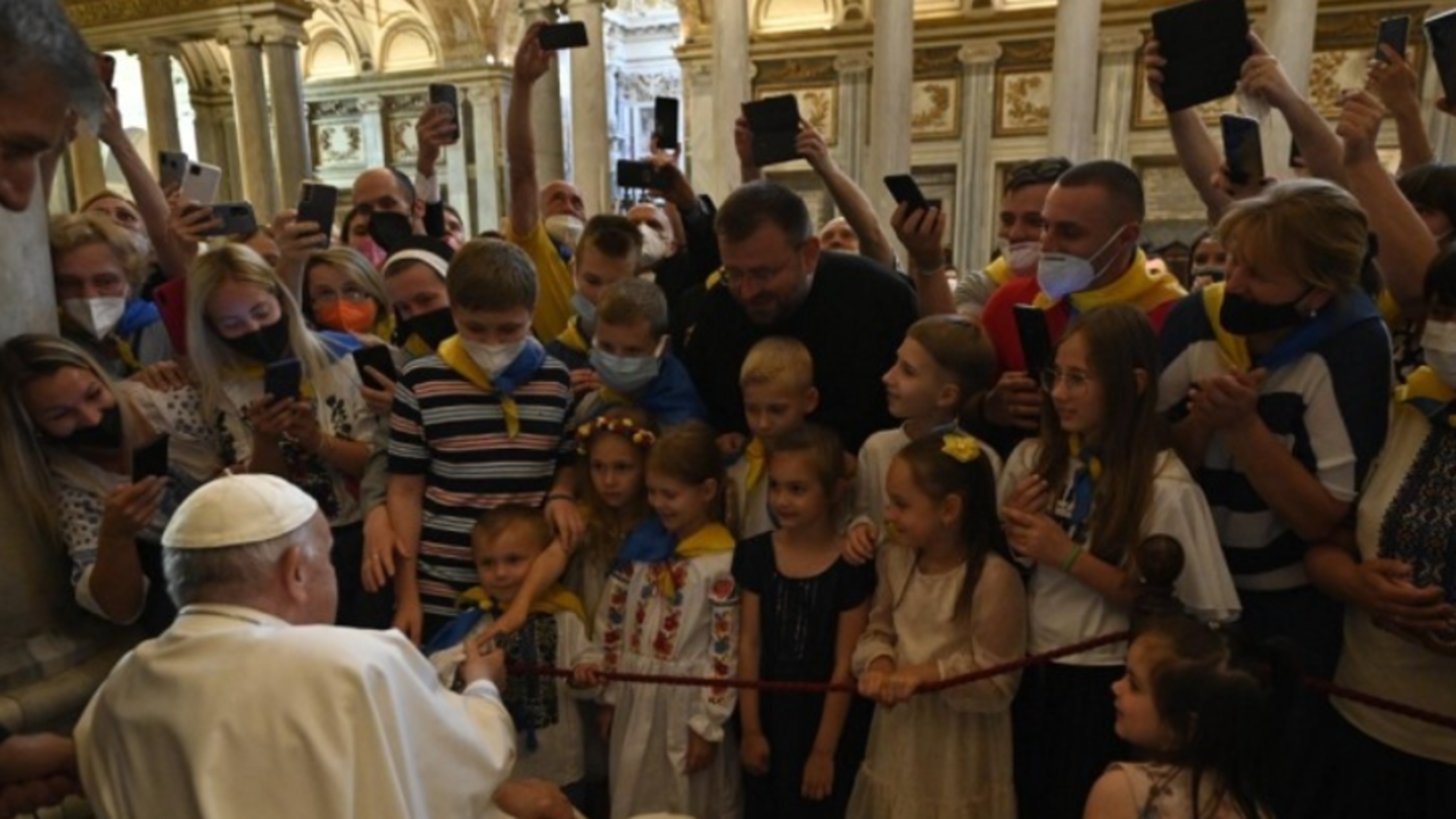 Pope Francis prays rosary for peace in Ukraine and around the world