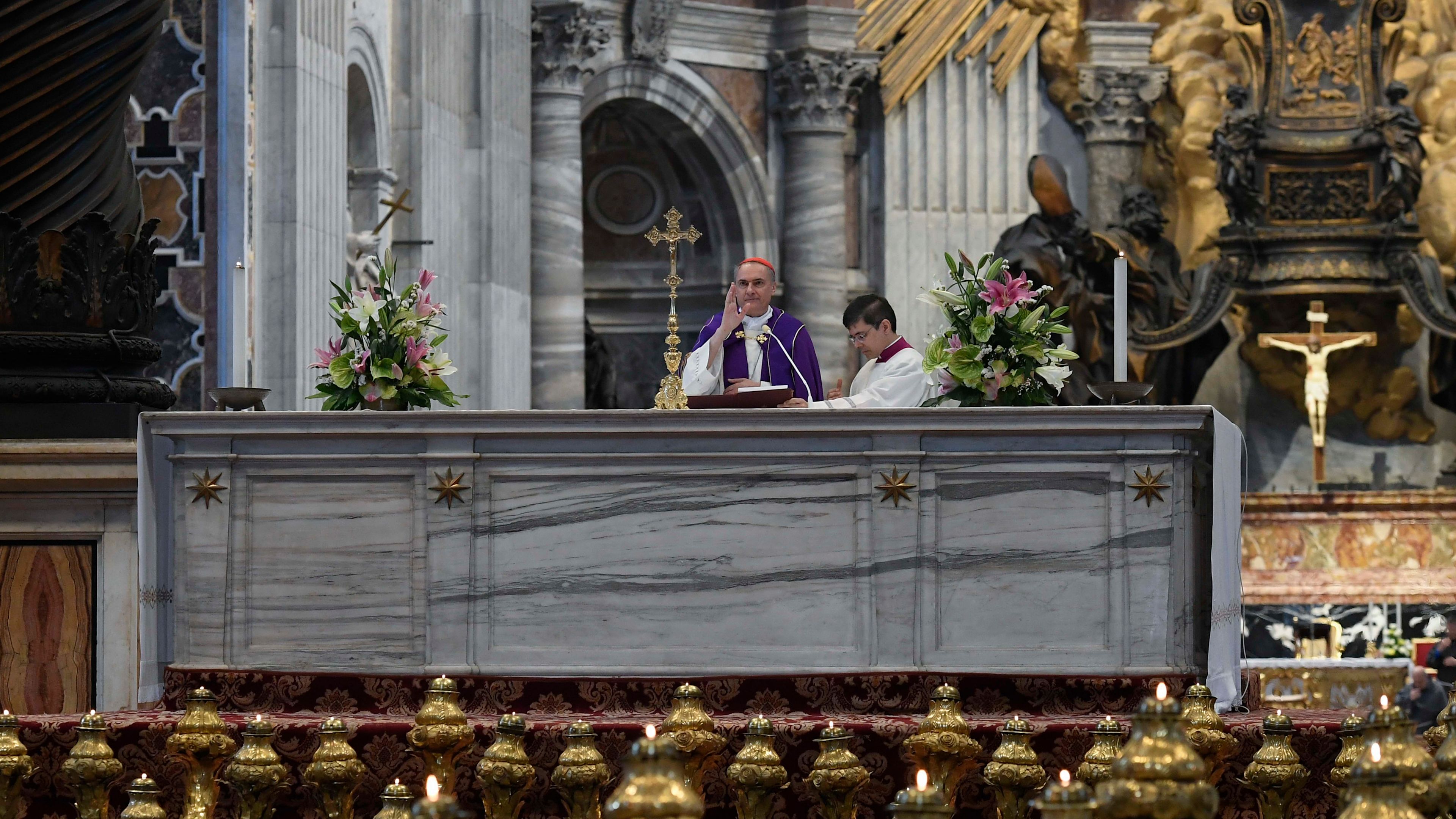Penitential rite held after naked man stands on St. Peter’s Basilica’s ...