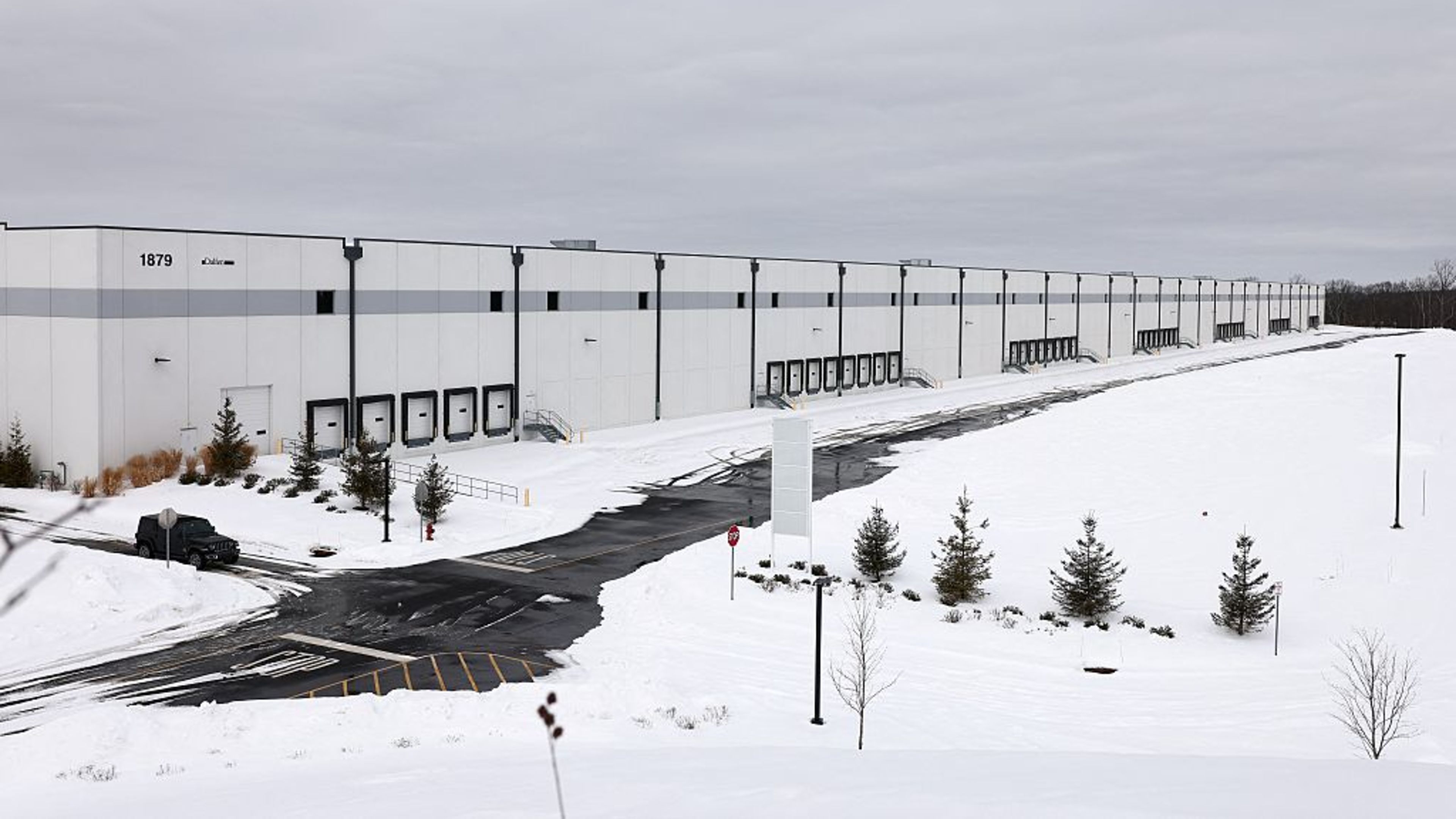 U.S. bishops condemn detention mega‑centers as &lsquo;deeply troubling&rsquo; plan