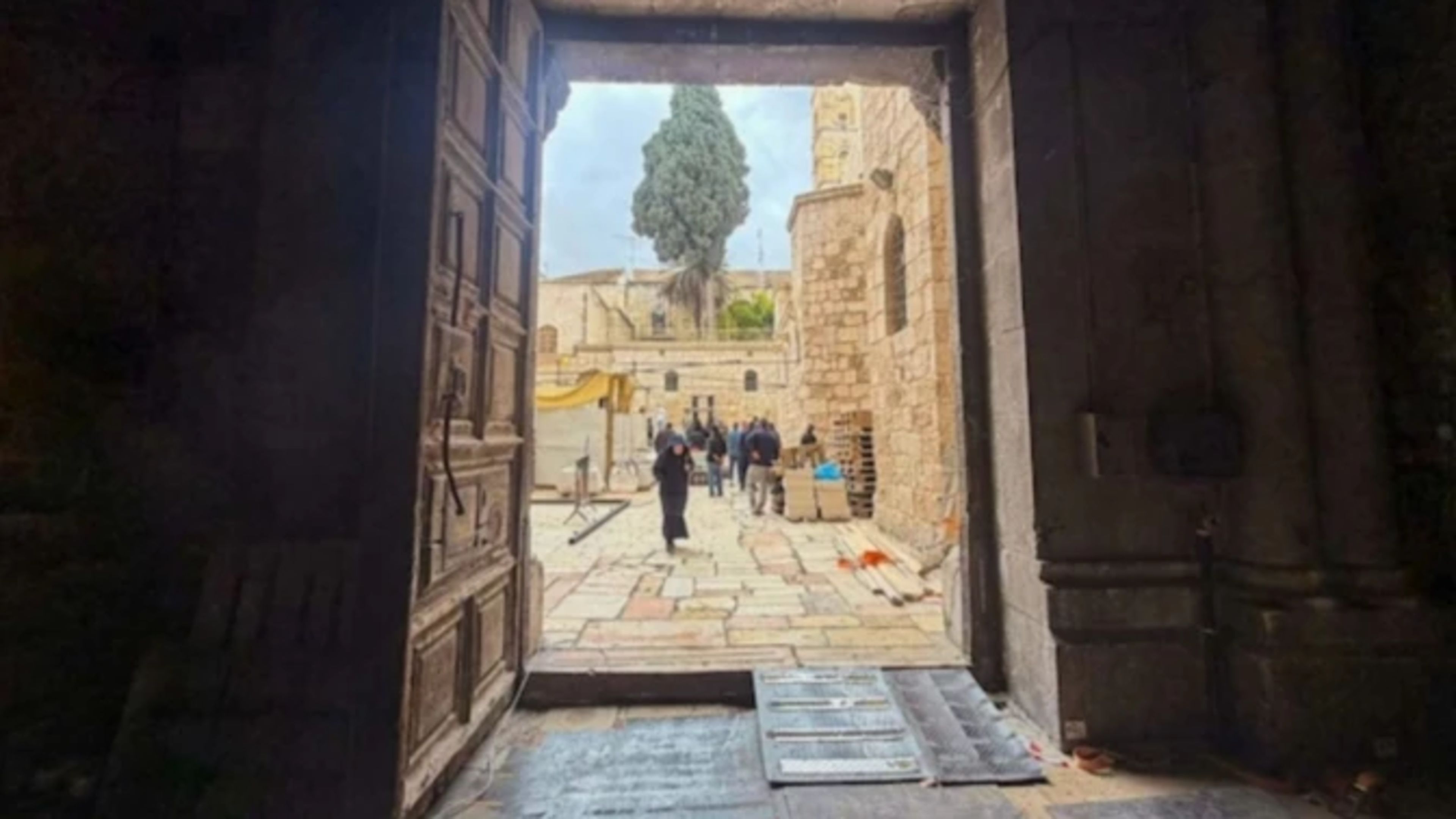 Doors at the entrance of the Church of the Holy Sepulchre removed for restoration