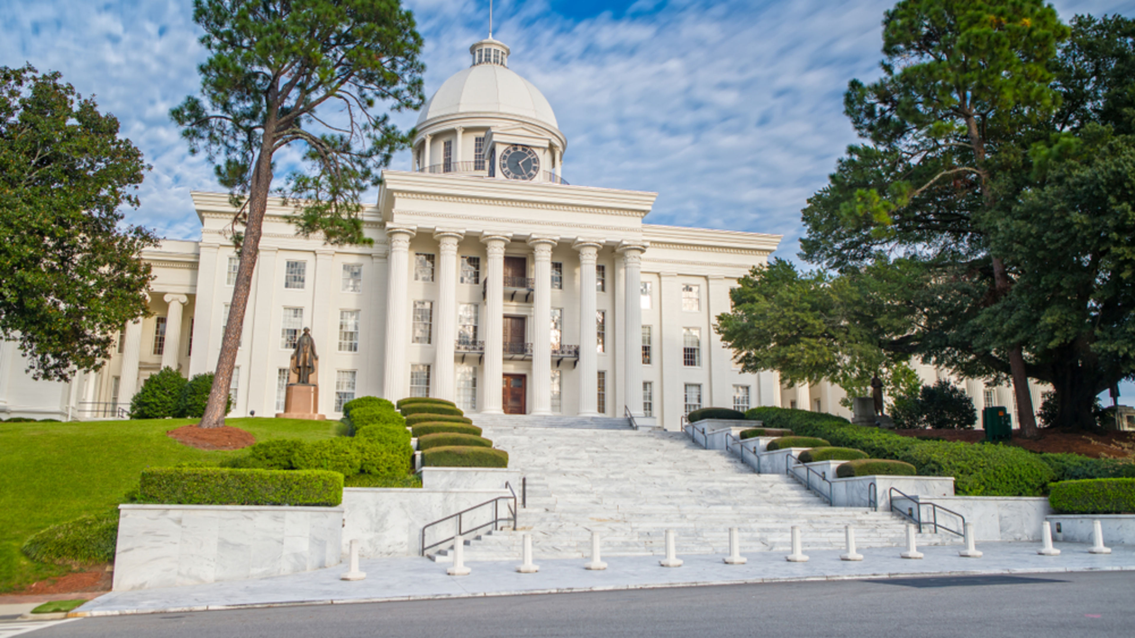 Catholics celebrate after Alabama governor commutes death sentence of man convicted in 1991 murder
