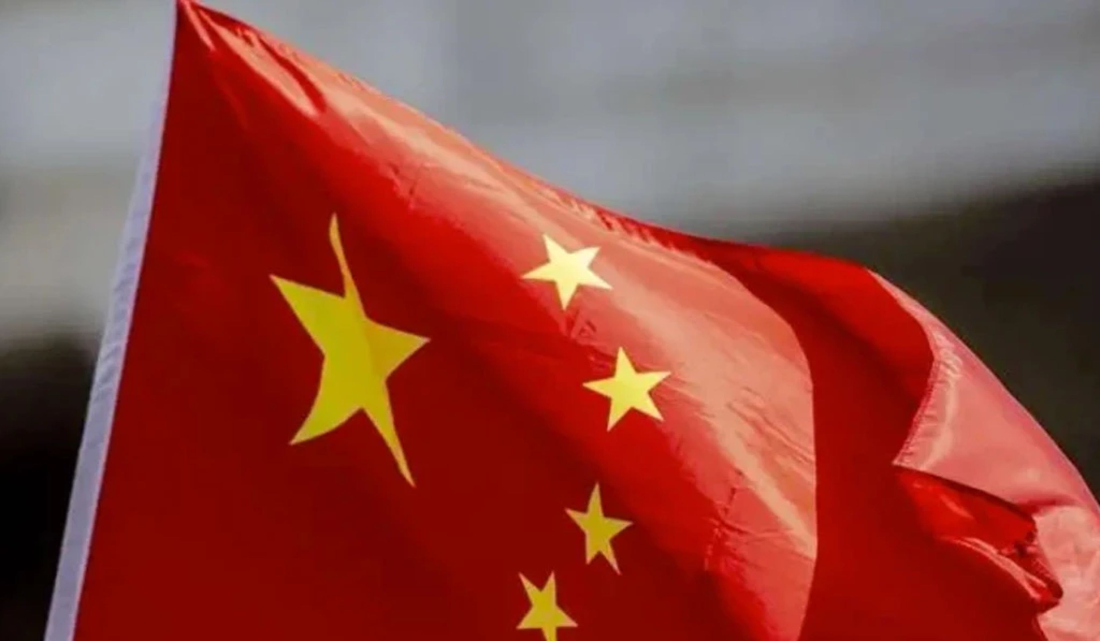 Bandera de China. | Crédito: Daniel Ibáñez / EWTN News.