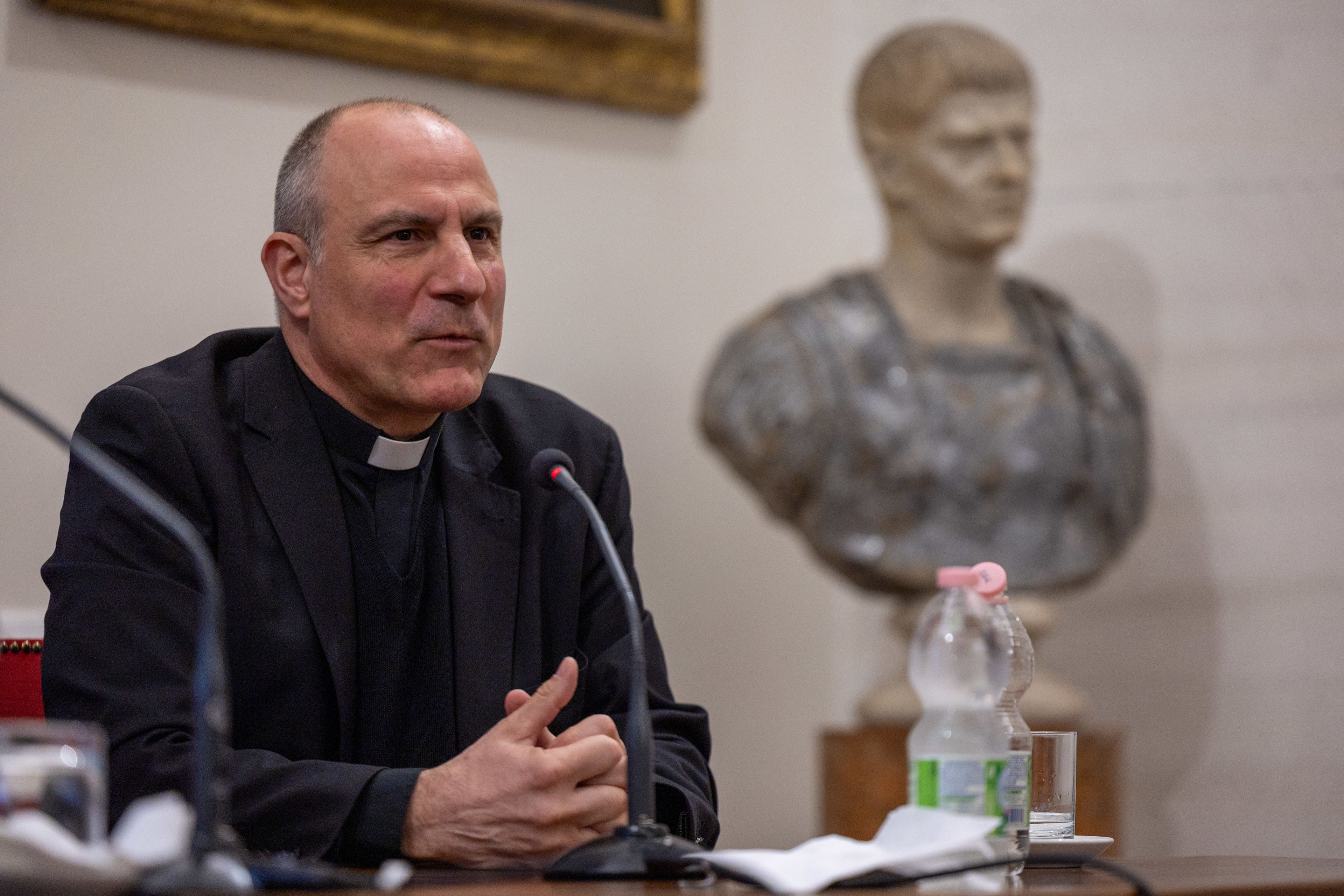 New Book Honors Hidden Heroes of Spanish Civil War - Image 4
