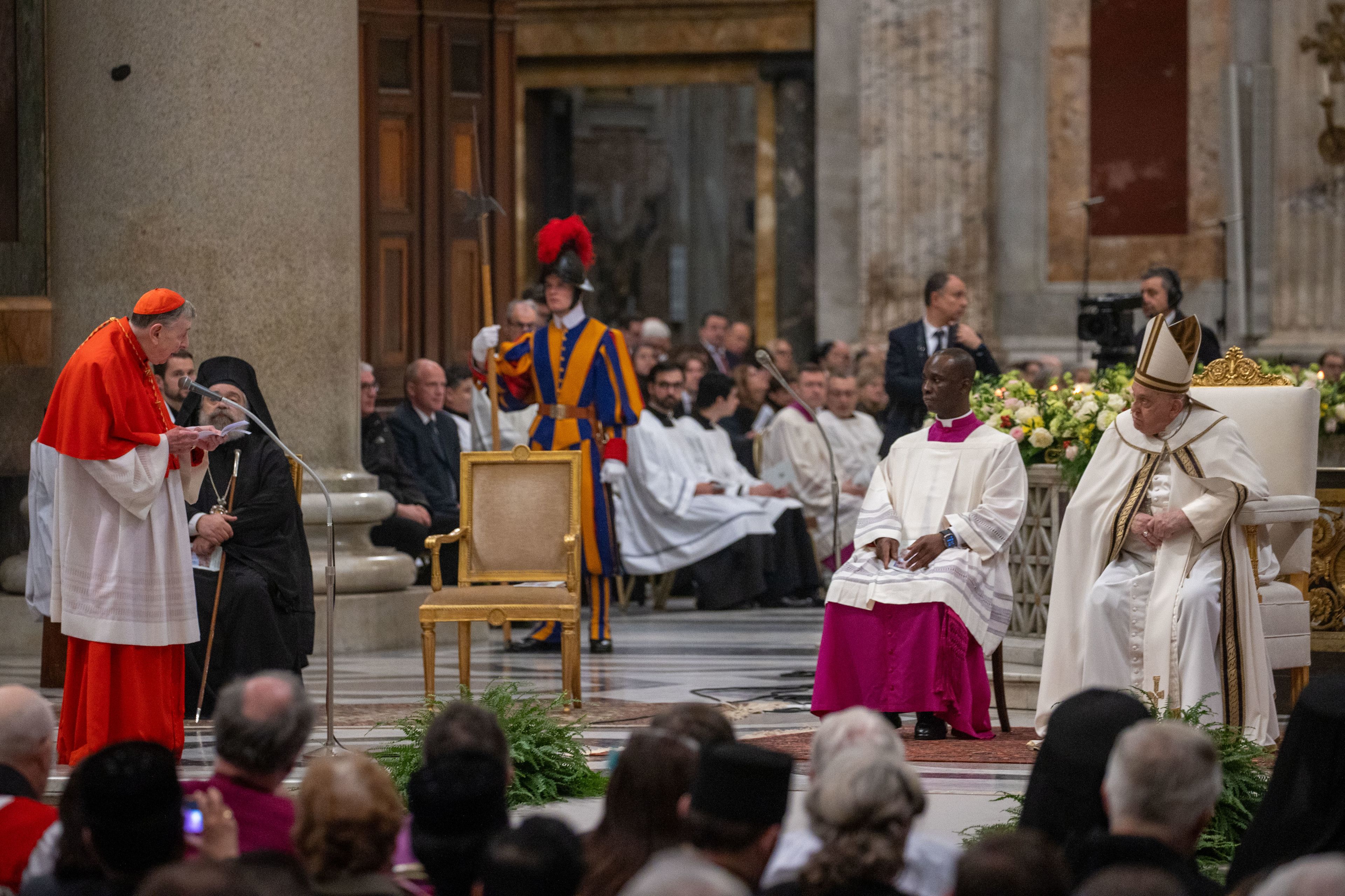 On feast of St. Paul’s conversion, pope renews push for common Easter date