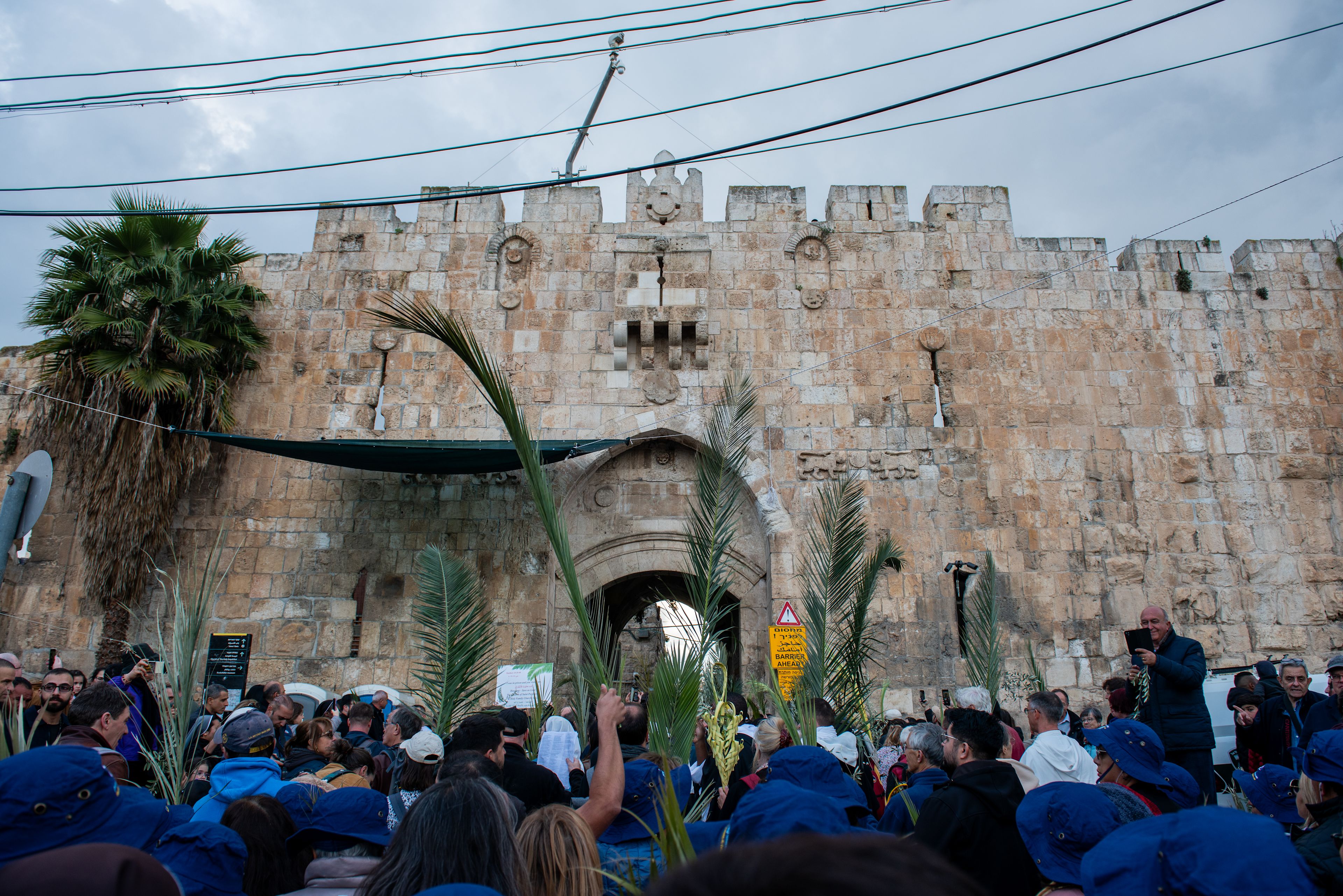 Thousands join Palm Sunday procession in Holy Land to celebrate ‘joy in ...