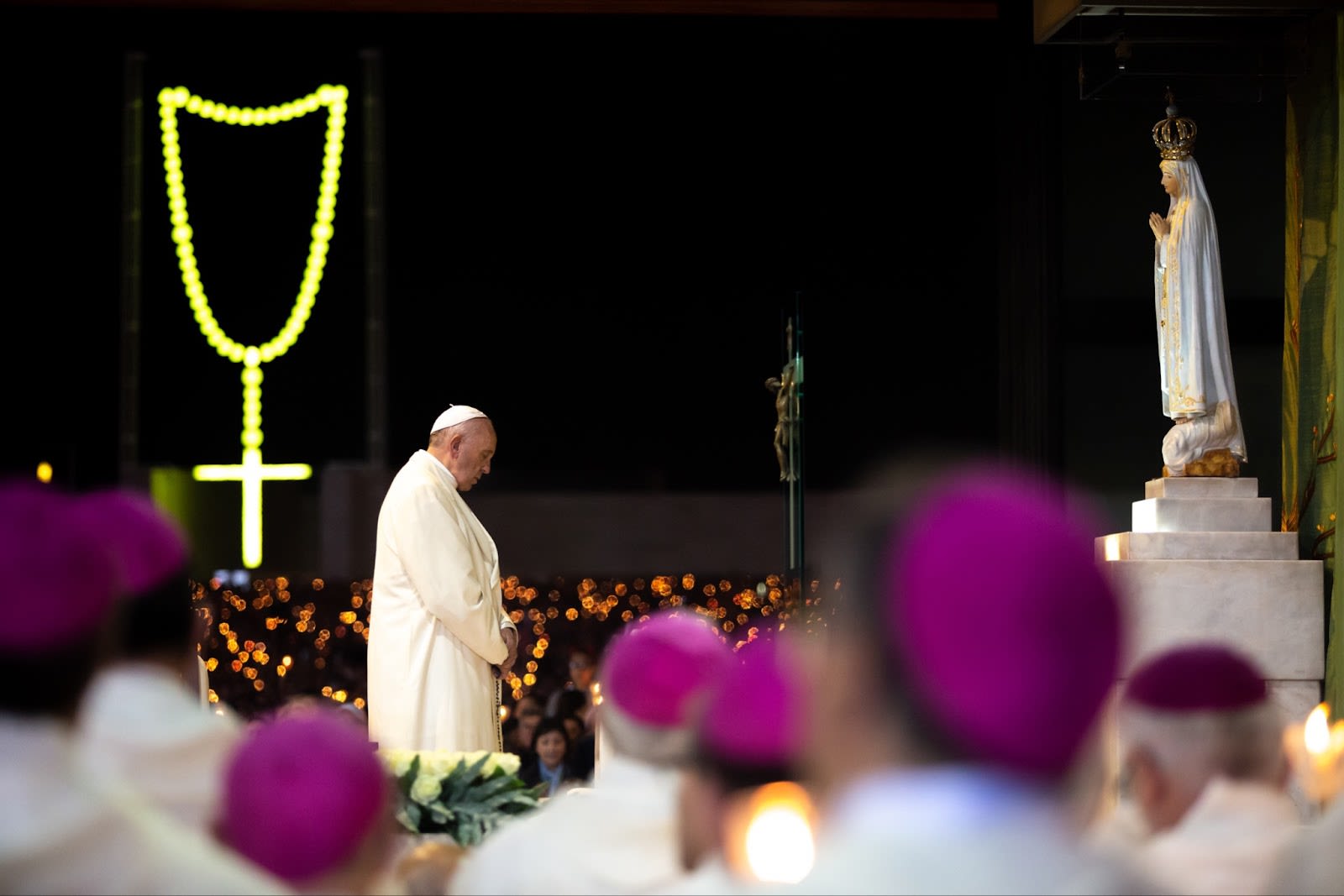 The holy rosary, a spiritual weapon that lights hearts on fire