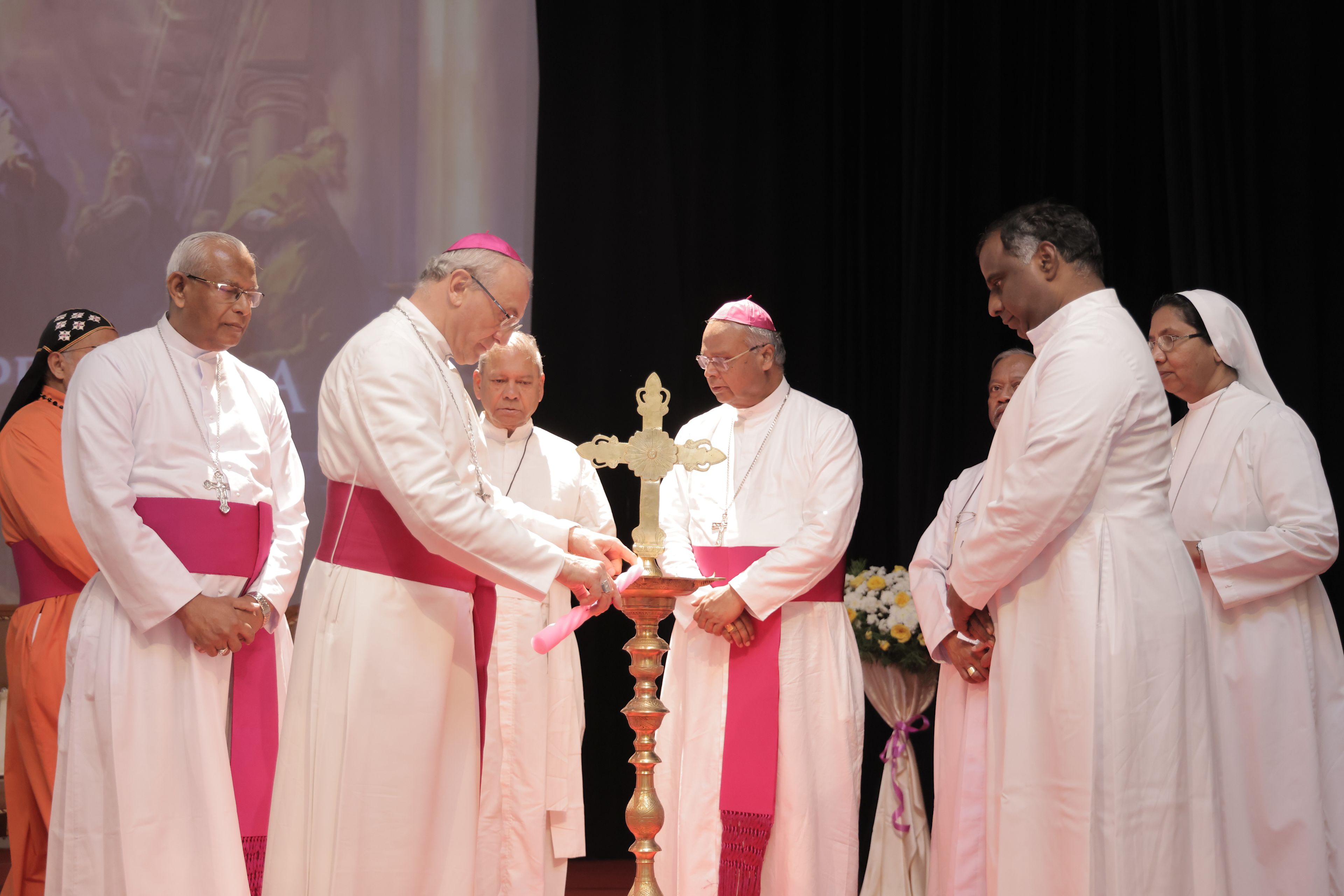 Violence against Christians in India addressed at Catholic bishops ...