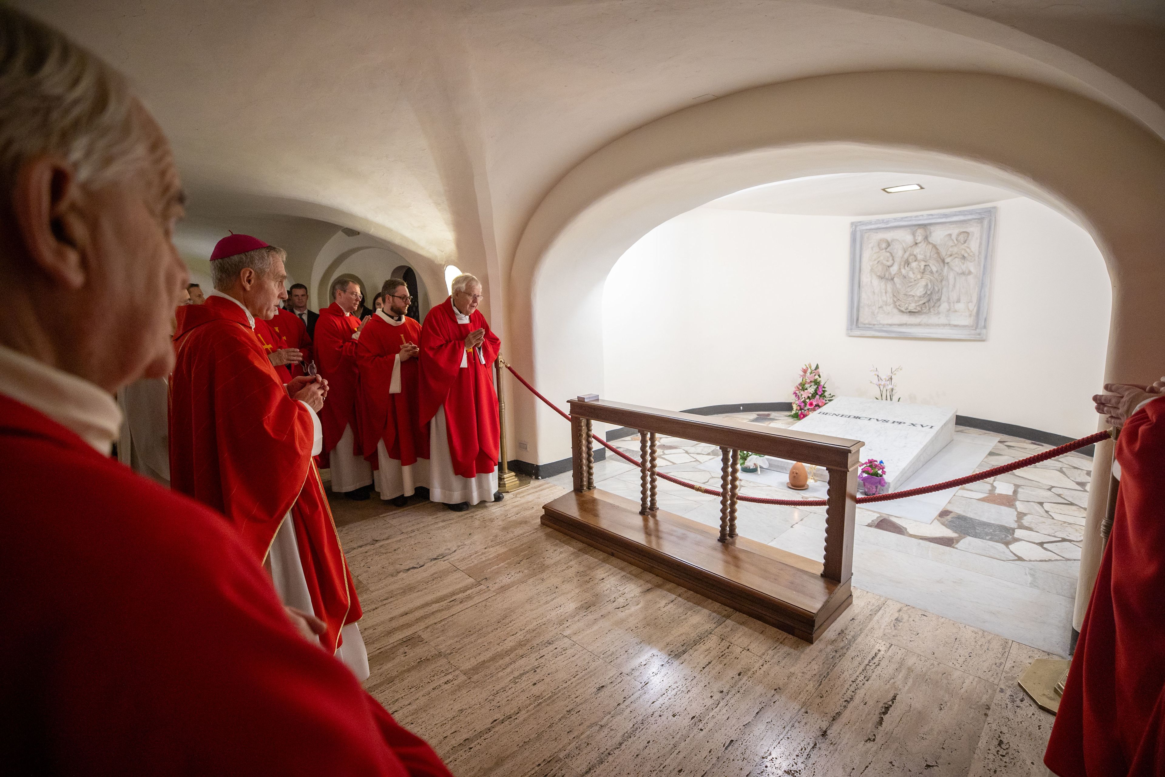 Prestigious Ratzinger Prize awarded to Notre Dame theologian, Japanese ...