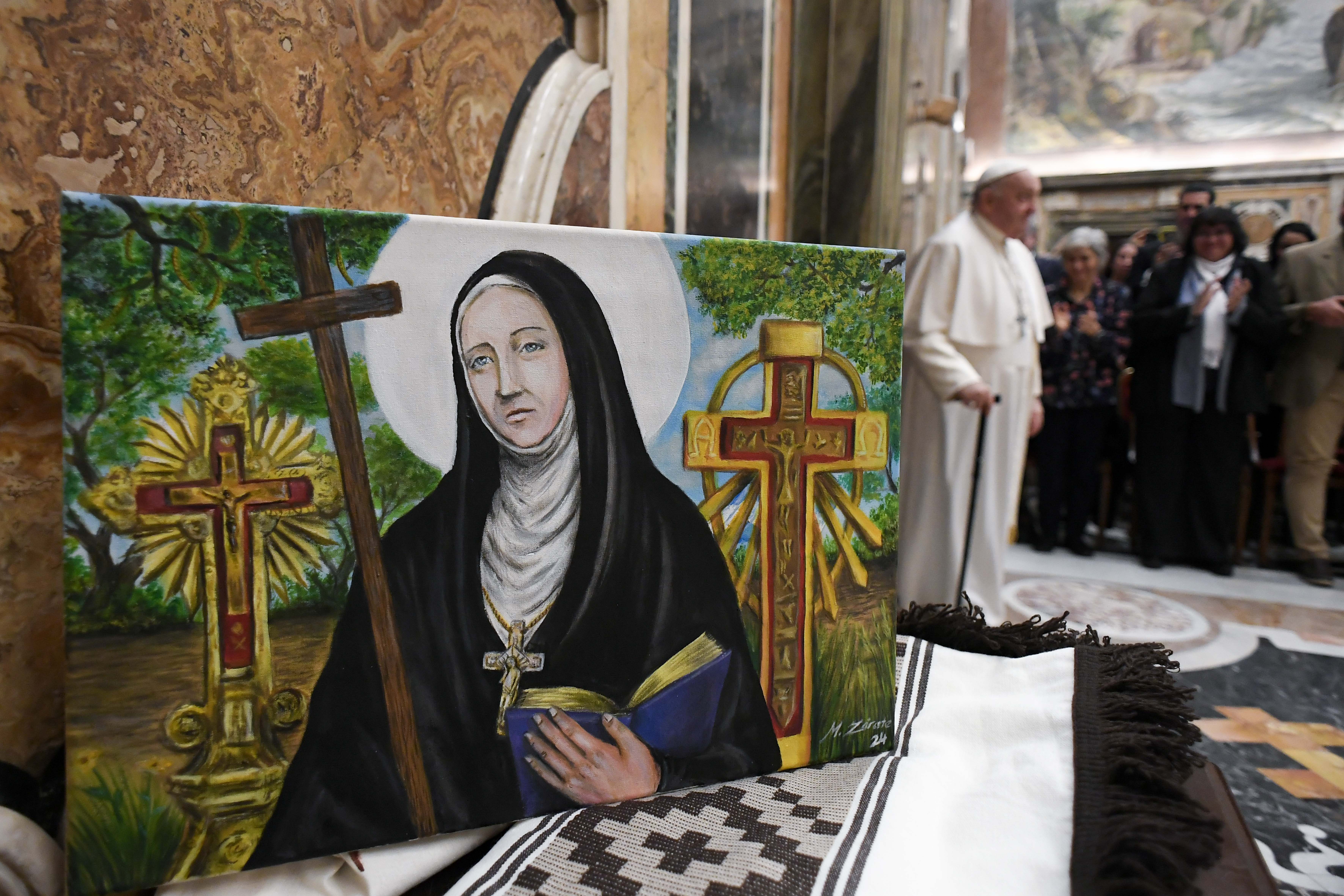 Women are ‘builders of humanity,’ Pope Francis says in conference address