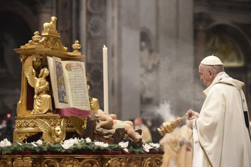 Pope Francis offers Mass for the Solemnity of the Epiphany in St. Peter’s Basilica on Jan. 6, 2022. | Vatican Media