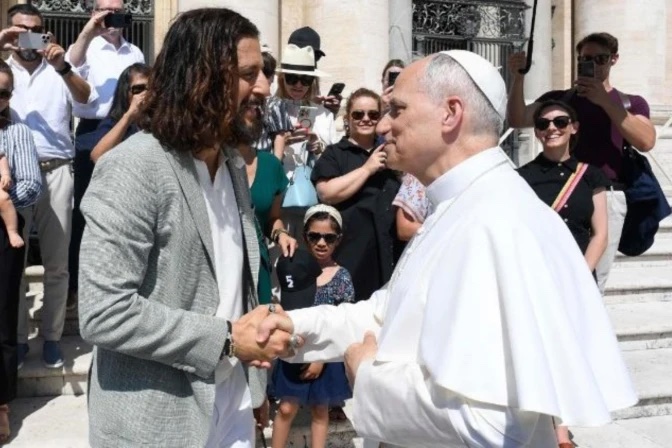 Jonathan Roumie, Jesus in ‘The Chosen,’ meets Pope Leo XIV: ‘An ...