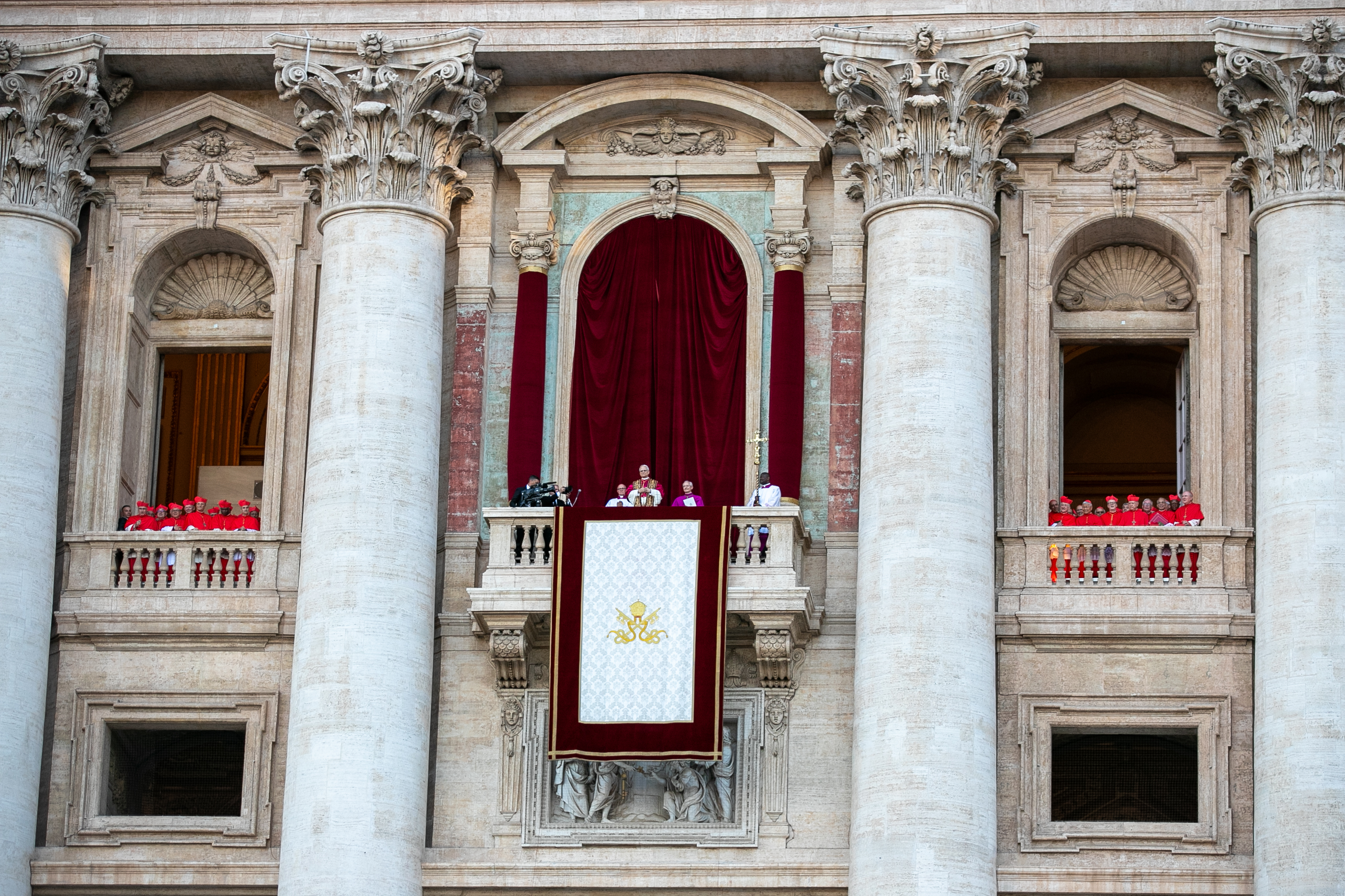 Pope Leo XIV is seen flanked by cardinals at St. Peter's Basilica shortly after his election, Thursday, May 8, 2025 - Credit: Daniel Ibáñez/CNA?w=200&h=150