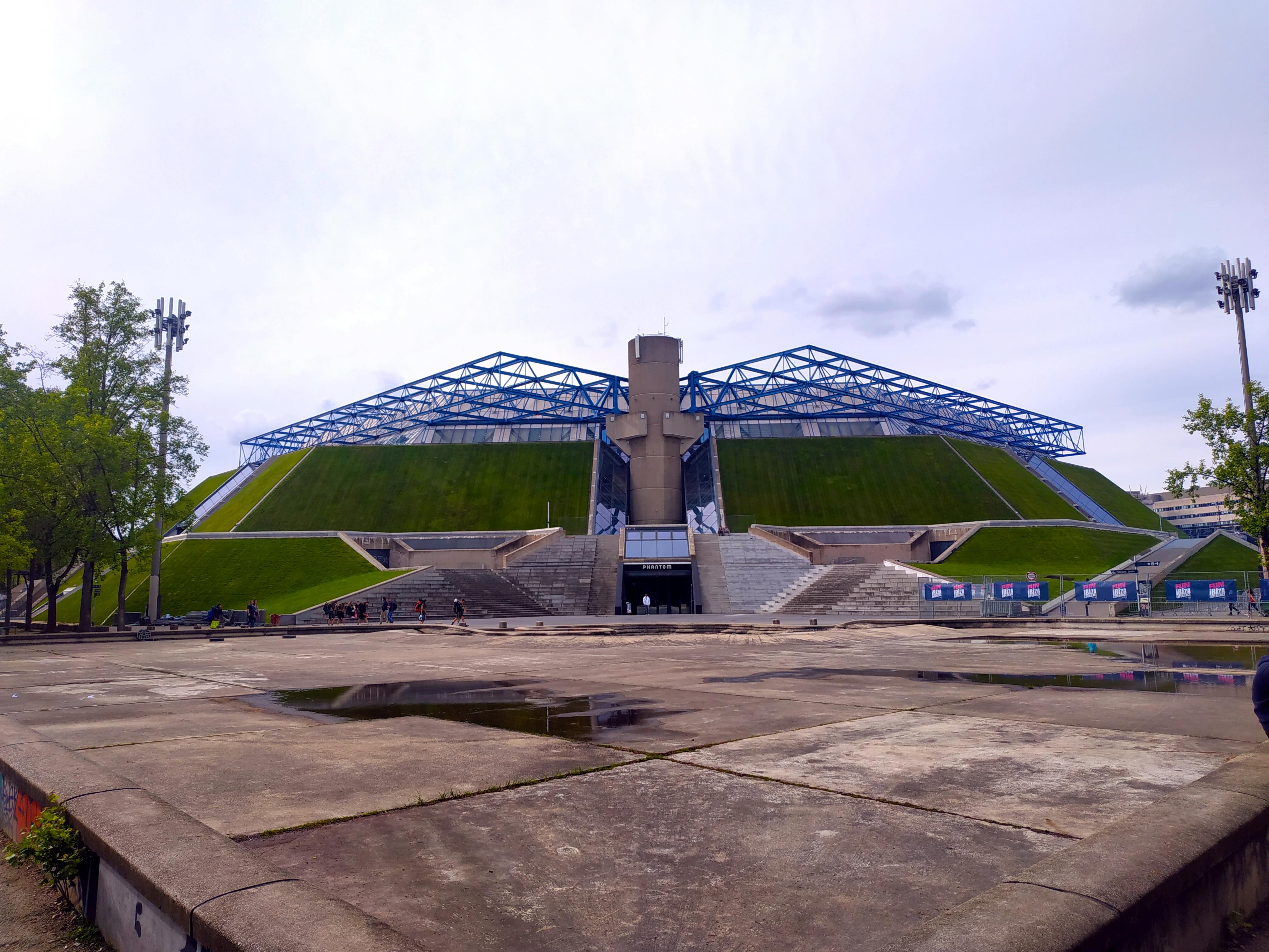 Afternoon prayers for an ecumenical youth gathering organized by the Taize Community are taking place in the Accor Arena, which can accommodate more than 20,000 people. Credit: Vilacor, via Wikimedia Commons