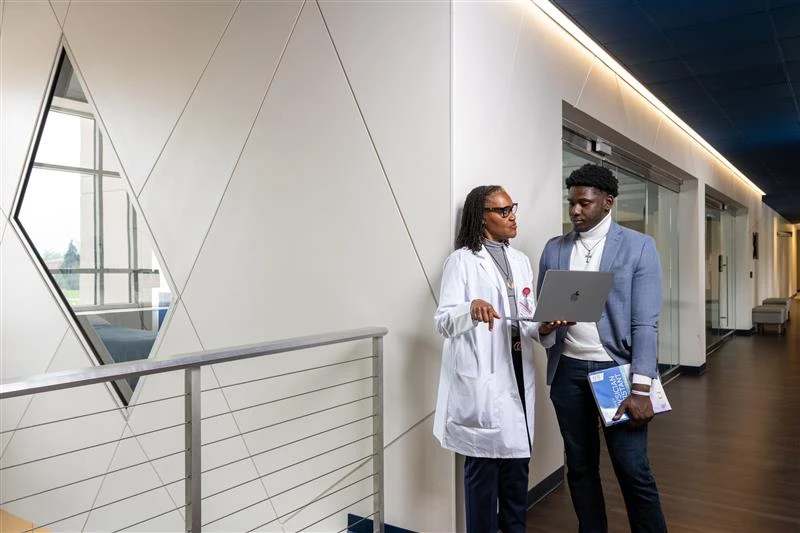 Ndidi Nwokorie, MBBS, FAAP, medical director of the Mount St. Mary’s physician assistant program, works one-on-one with a PA student. Credit: Photo courtesy of Mount St. Mary's University