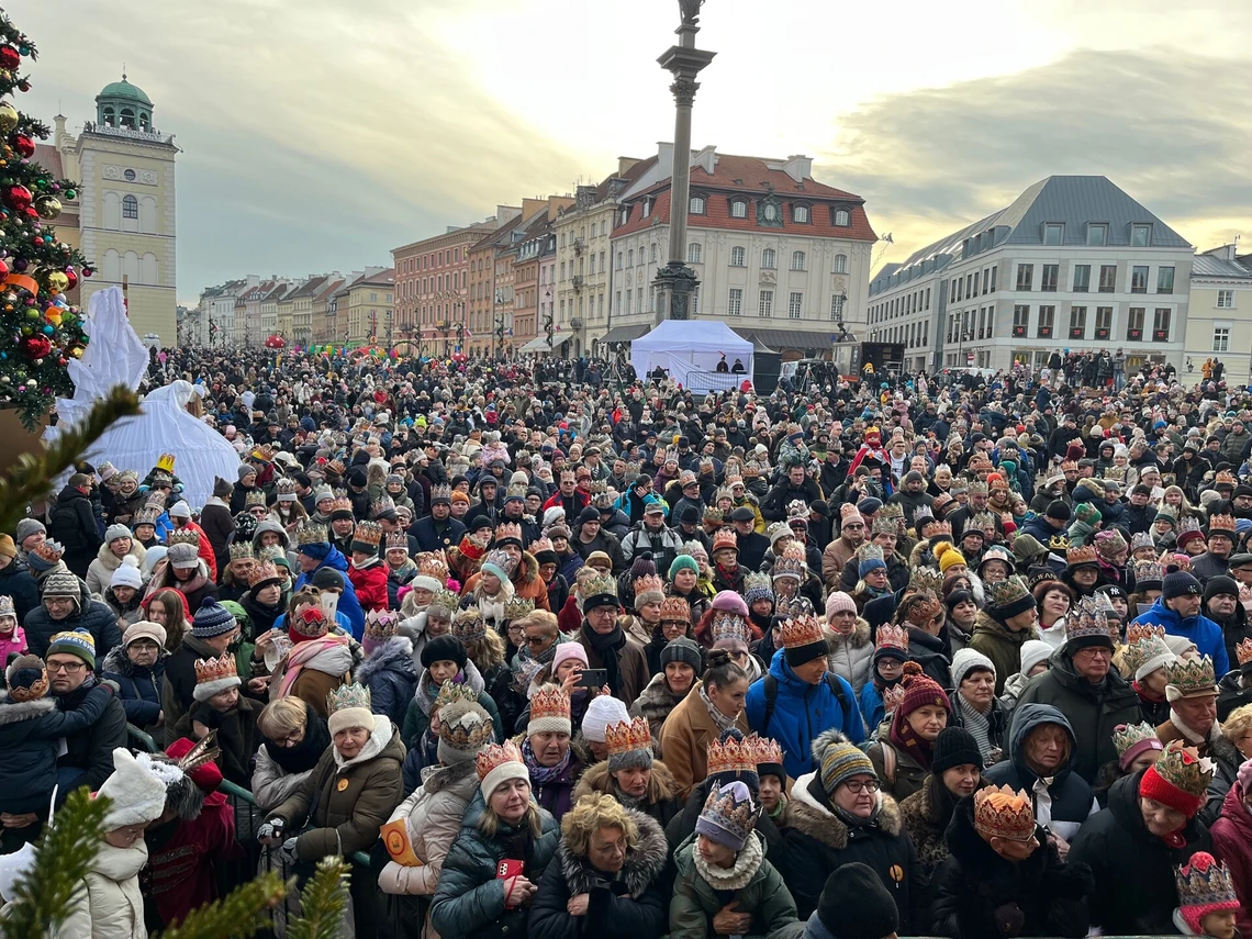Thousands of participants with paper crowns gather on Castle Square in Warsaw during the Three Kings Procession on Tuesday, Jan. 6, 2025.
Credit: Paweł Kula/Fundacja Orszak Trzech Króli