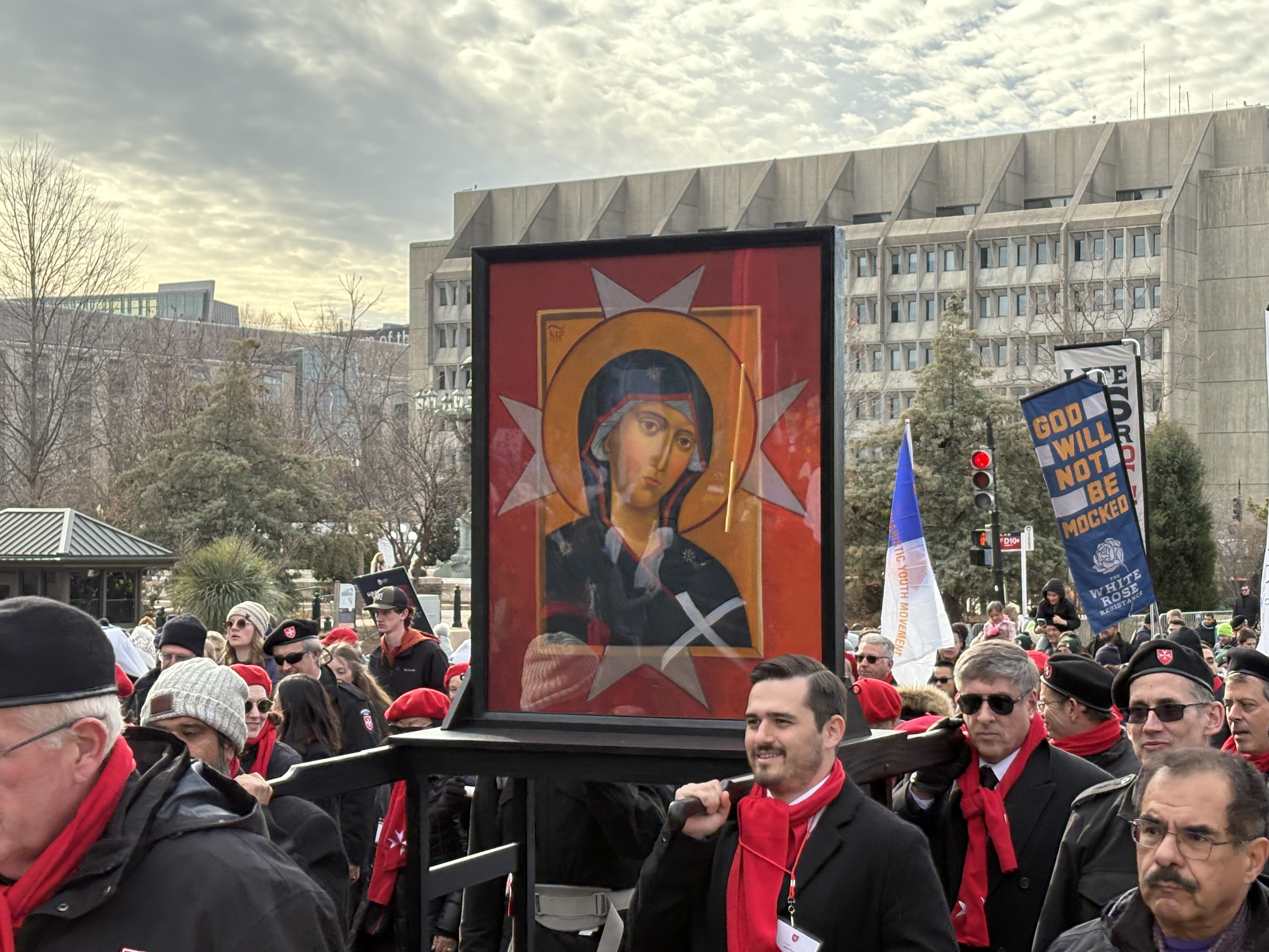 Framed image of the Virgin Mary is carried through the crowd at the March For Life on Jan. 23. | Credit: Tessa Gervasini/EWTN News
