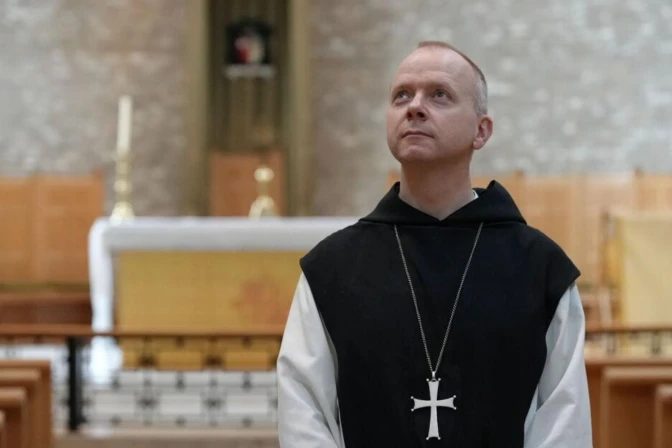 Pope Leo XIV begins Lenten spiritual exercises led by Bishop Erik Varden