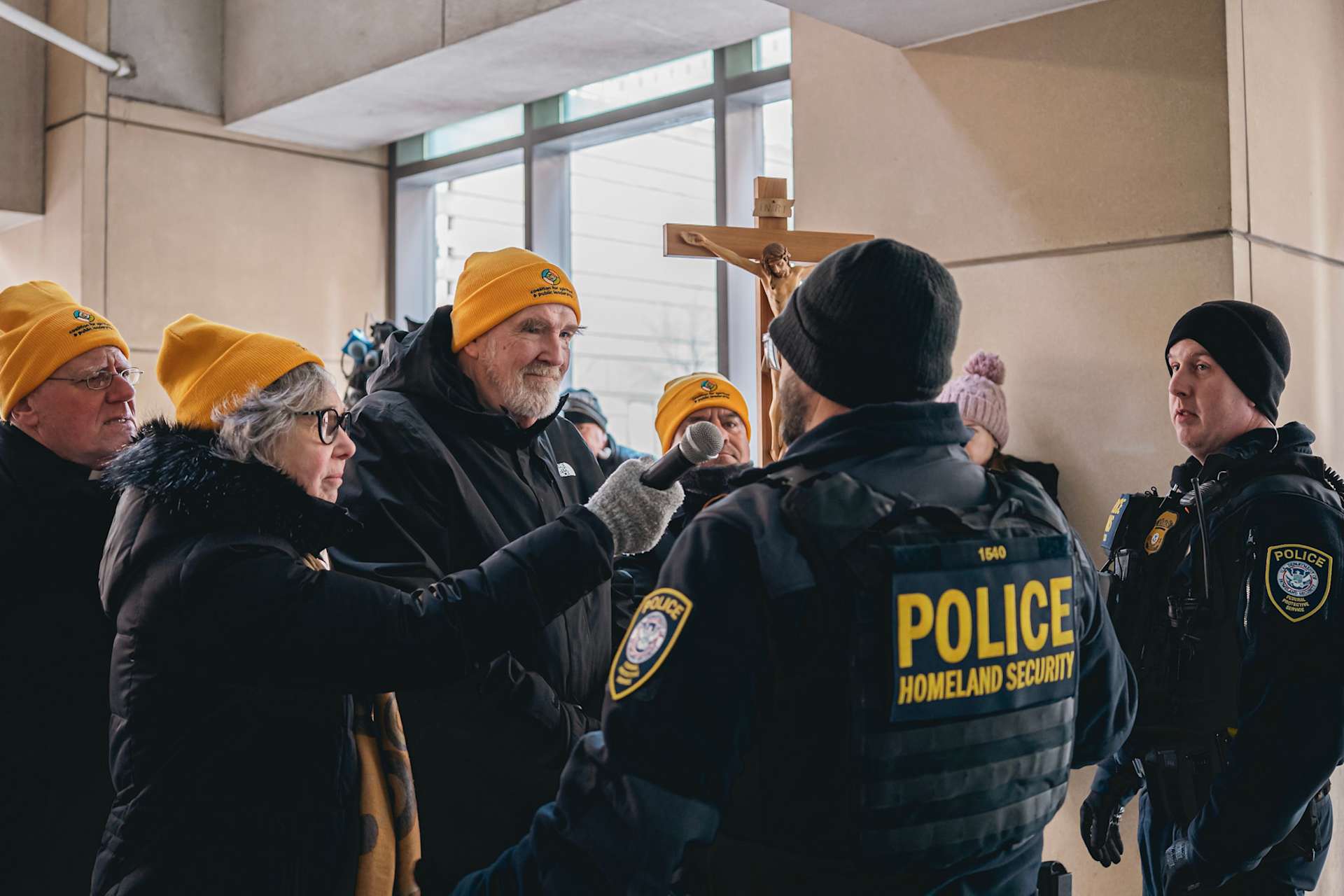 ICE must allow Communion, distribution of ashes at Illinois detention center, judge says