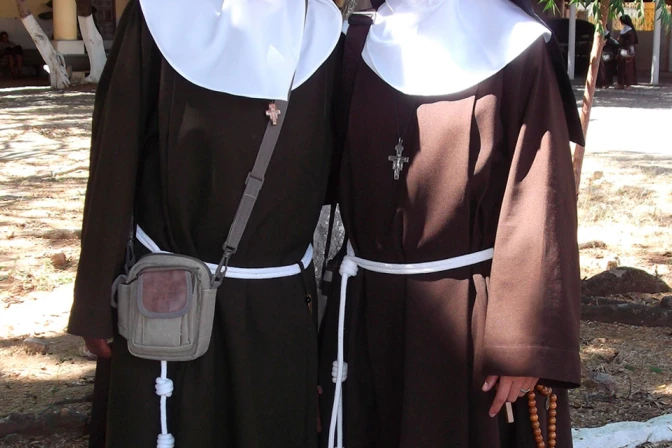 2 laicized nuns in Spain return to Catholic communion after leaving schismatic group