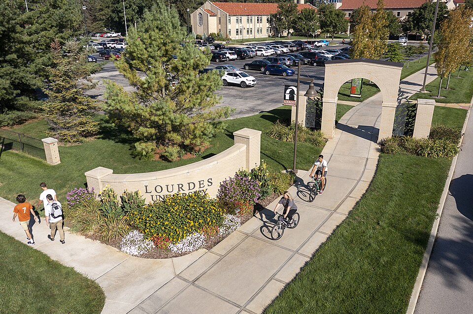 Lourdes University in Ohio announces closure amid ‘mounting financial pressures’