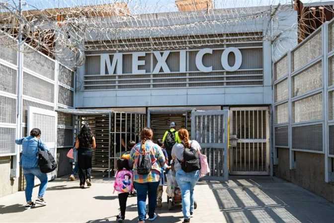 Reverse migration: Catholic shelters in Mexico serve repatriated migrants and foreigners who remain