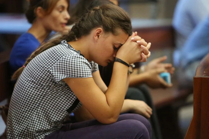 Irish bishop says young Catholics are seeking doctrinal solidity