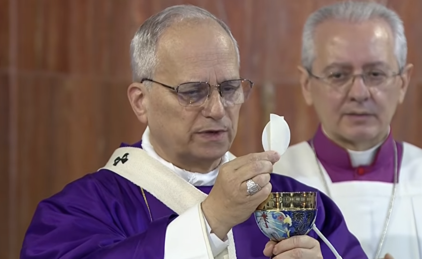 Pope urges liturgical unity, inclusion of Traditional Latin Mass faithful