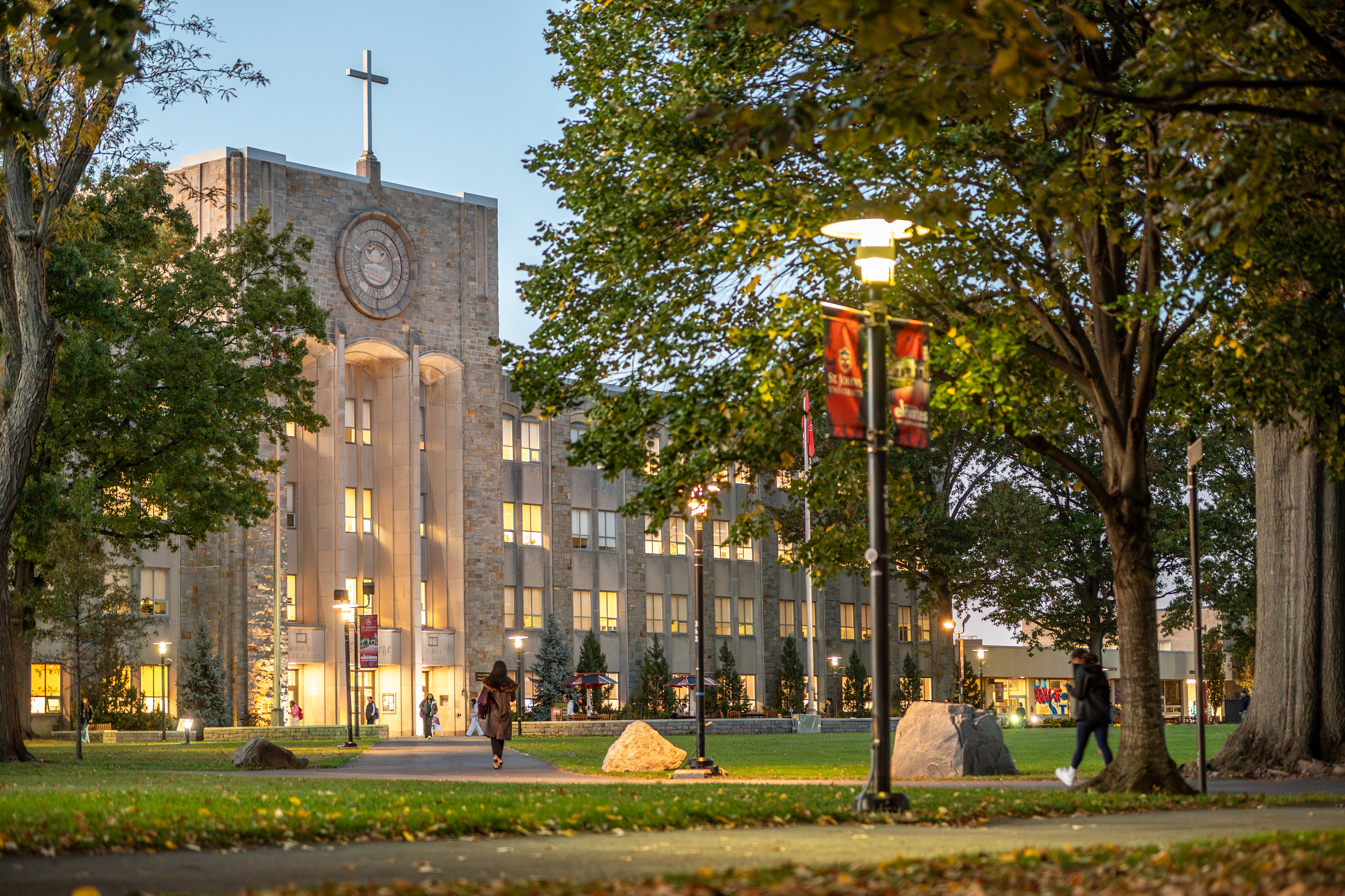 St. John’s University in New York no longer recognizes faculty labor unions