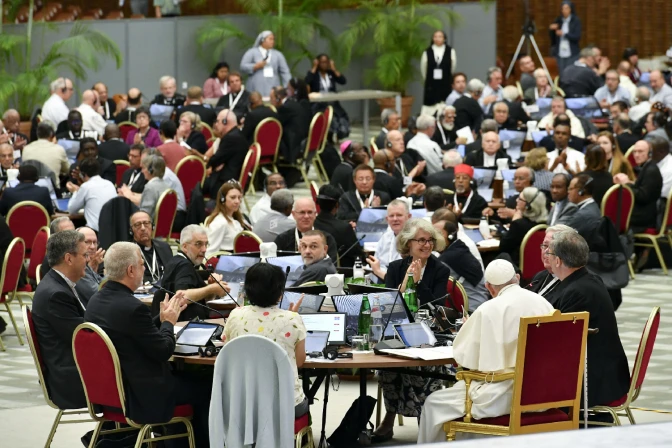 Synod calls for more leadership roles for women but female diaconate ‘not yet ripe’