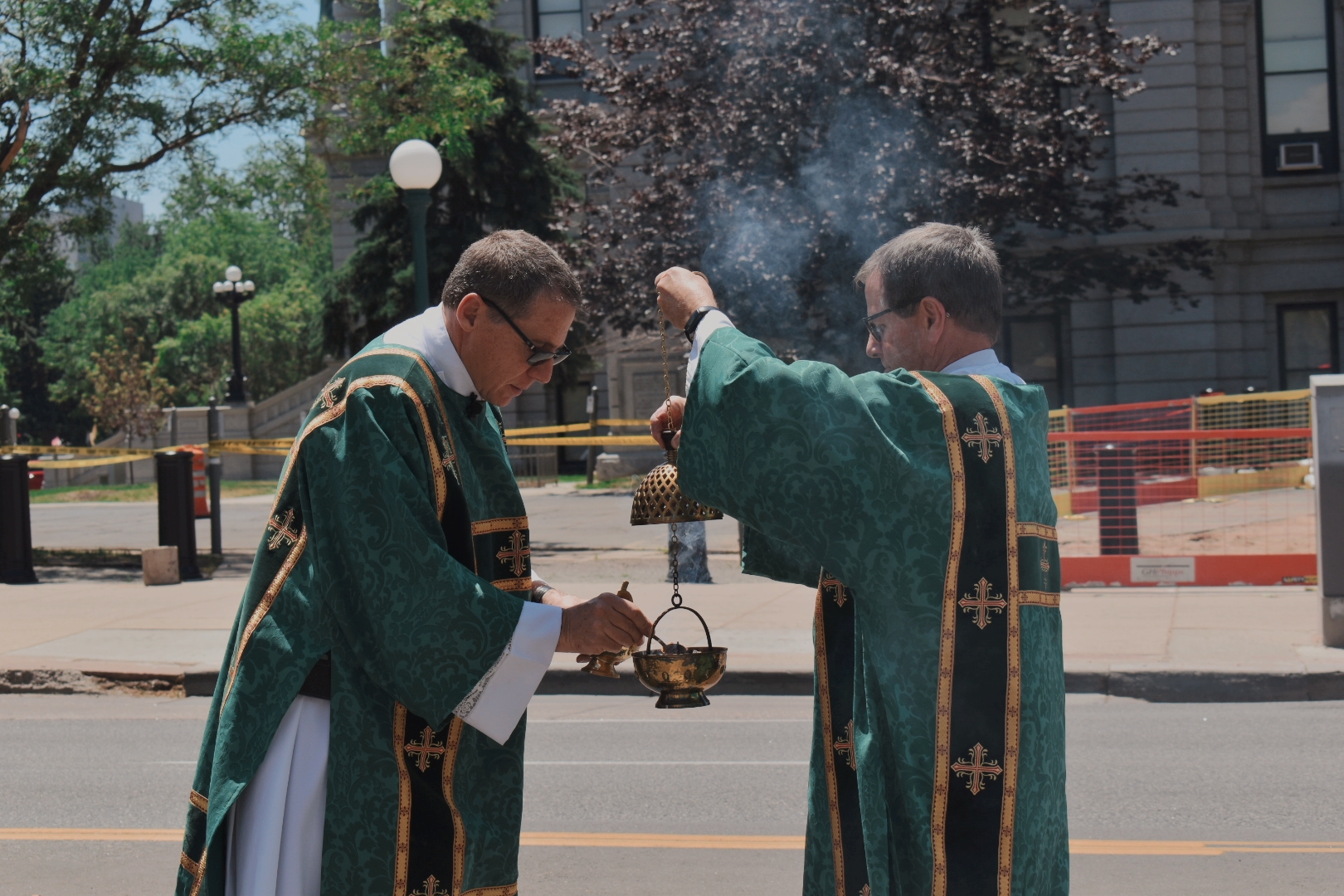 New Colorado program trains deacons, priests to walk together ‘in darkness’