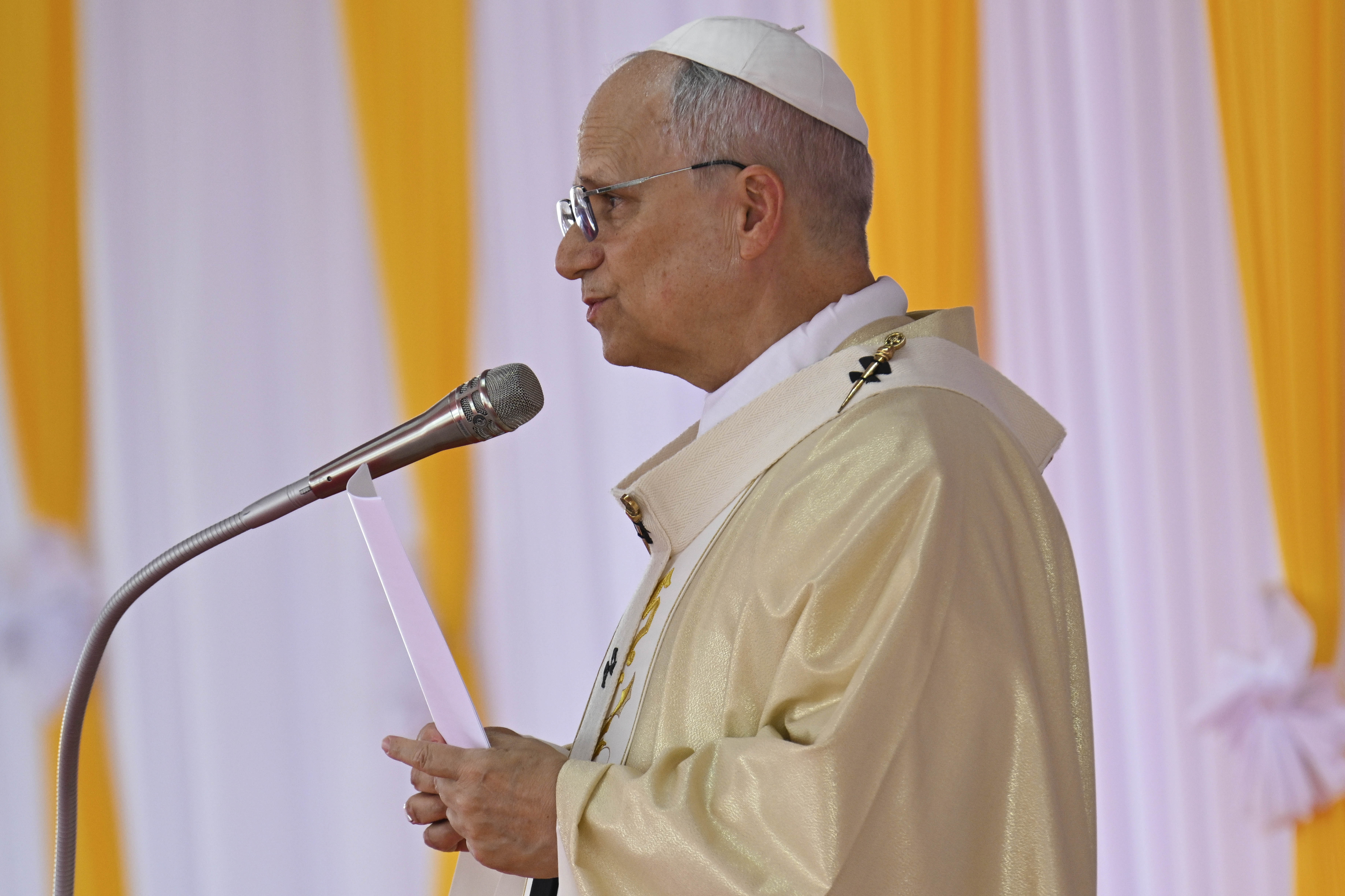 Christ is not ‘a guru or a good luck charm,’ pope says at Mass in Angola